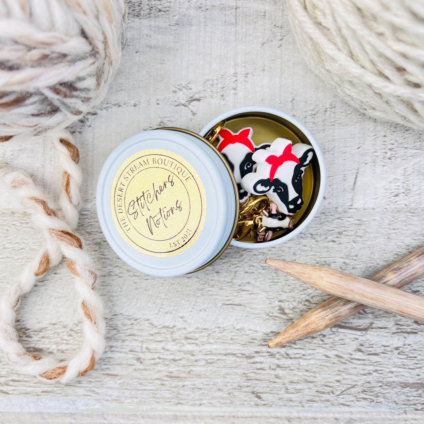 Cow Stitchers Notions Knitting Set - The Desert Stream Stitch