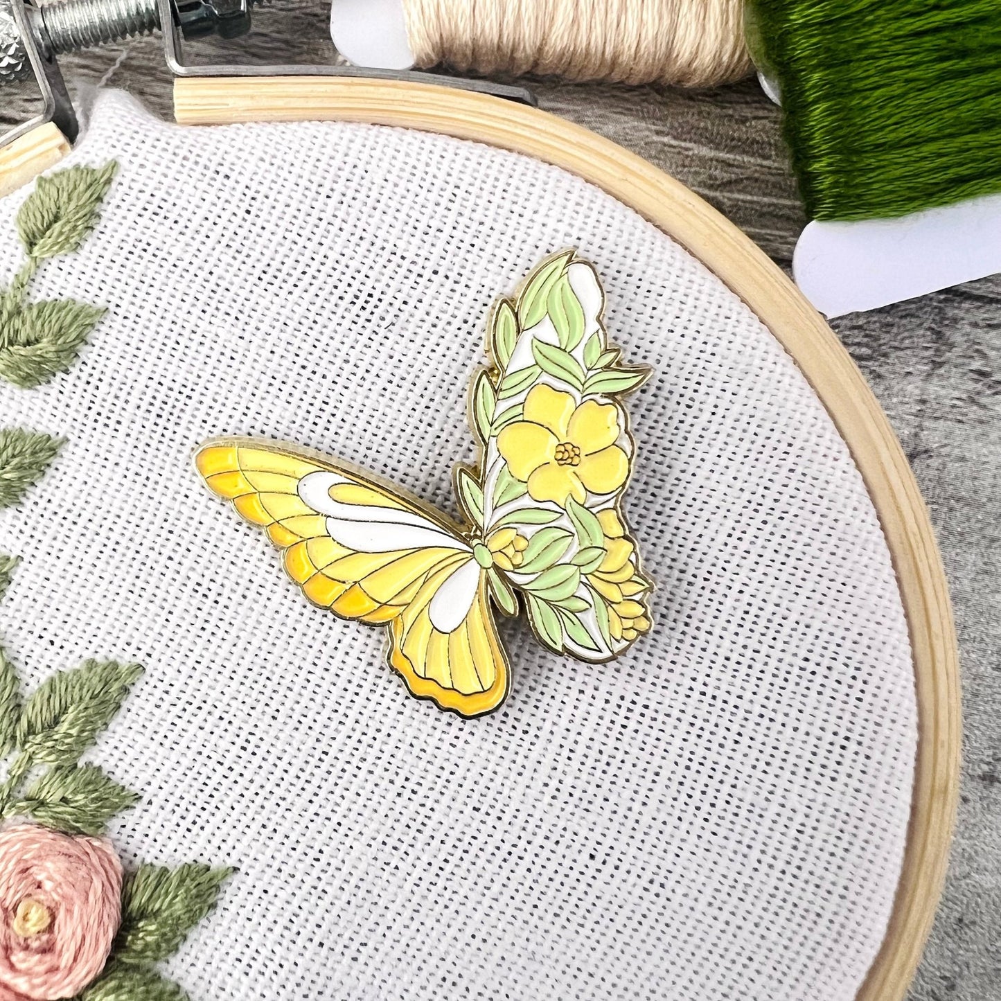 Floral Butterfly Needle Minder Needle Threader Magnetic - The Desert Stream Stitch