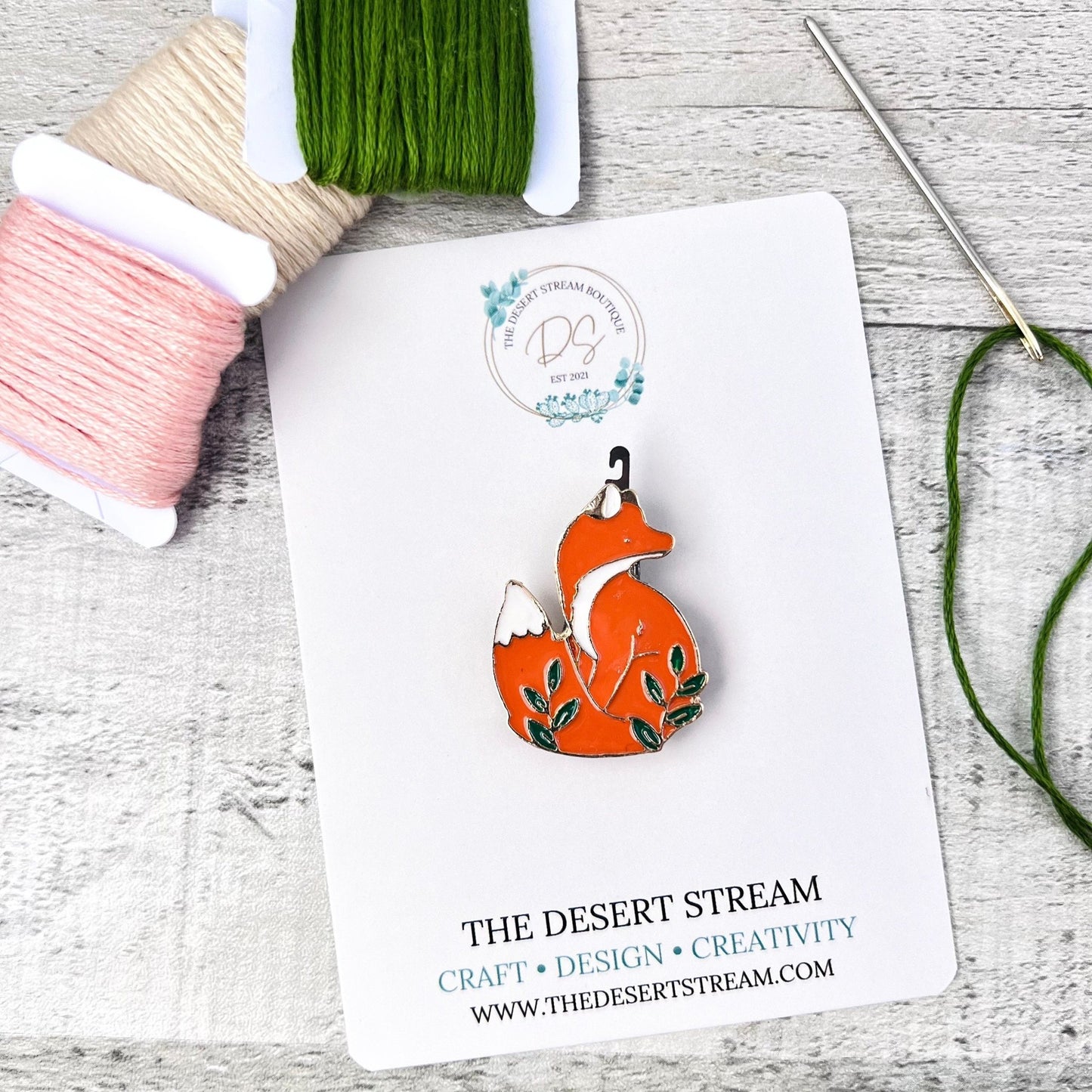 Fox Needle Minder Needle Threader Magnetic - The Desert Stream Stitch