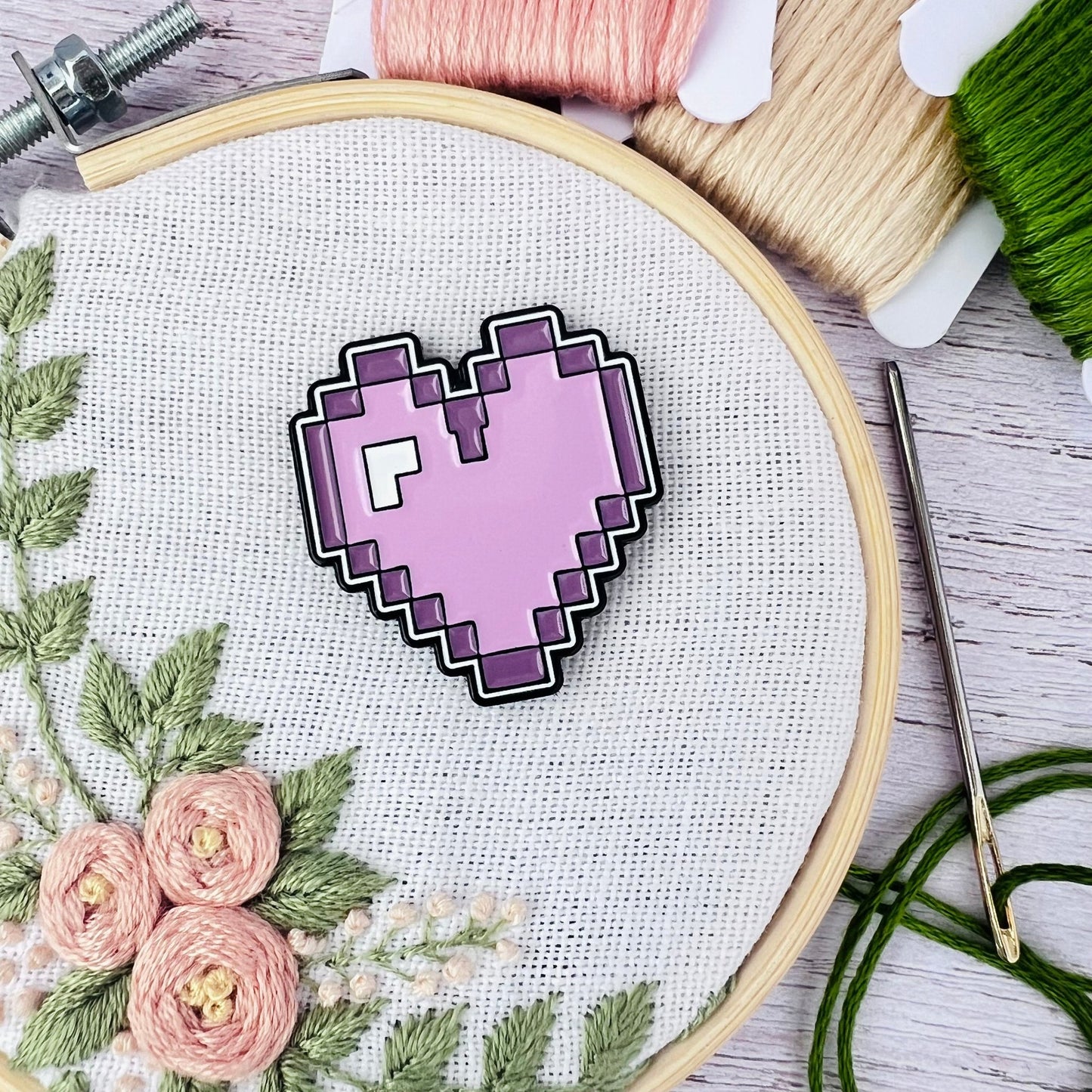 Heart Needle Minder Magnetic - The Desert Stream Stitch
