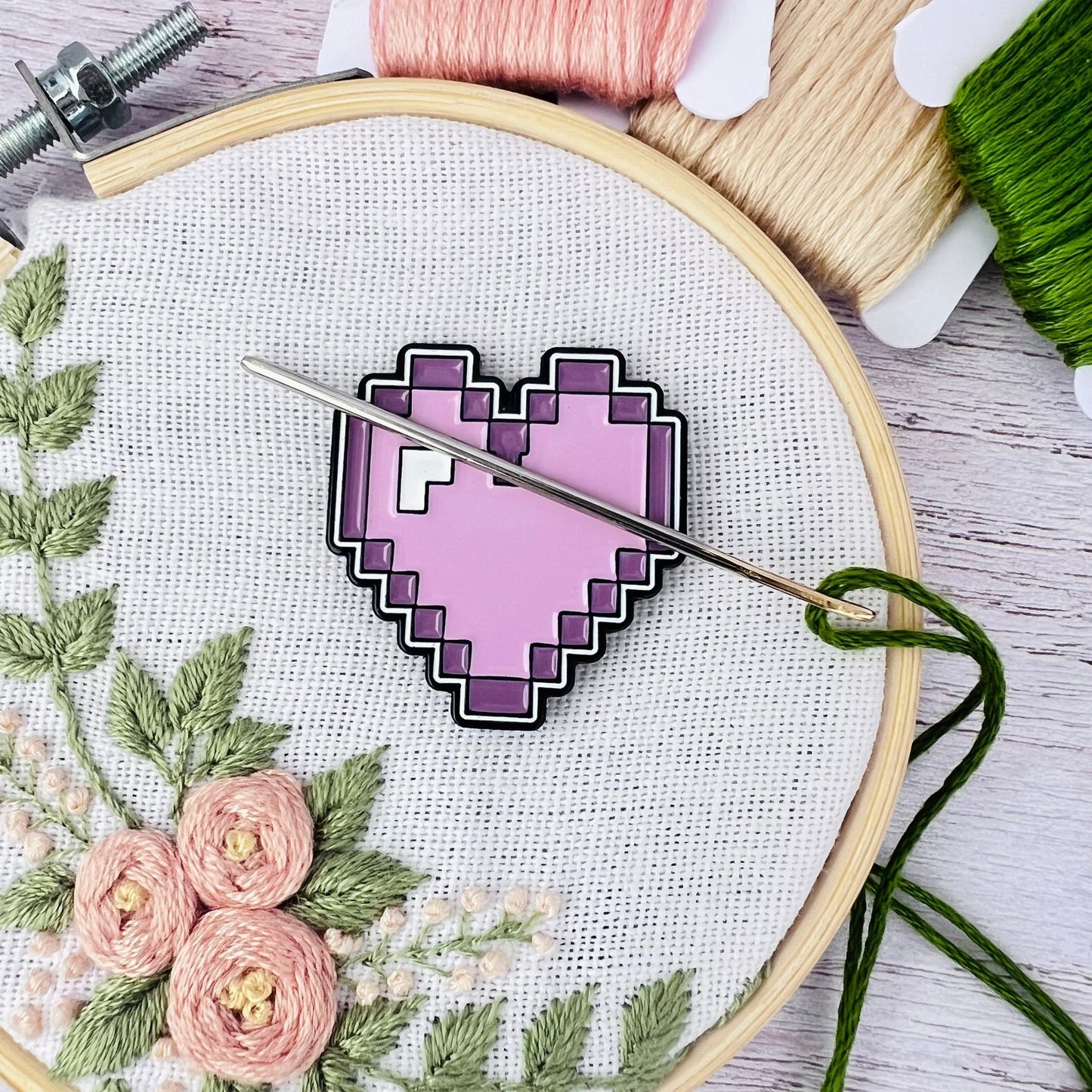 Heart Needle Minder Magnetic - The Desert Stream Stitch
