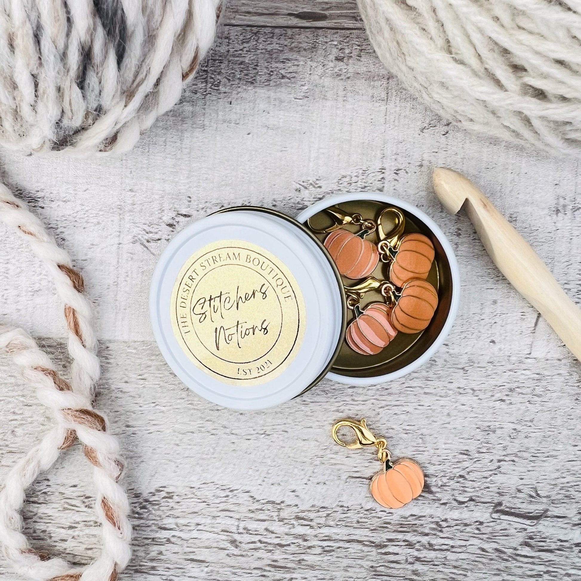 Pumpkin Stitch Markers Set - The Desert Stream Stitch