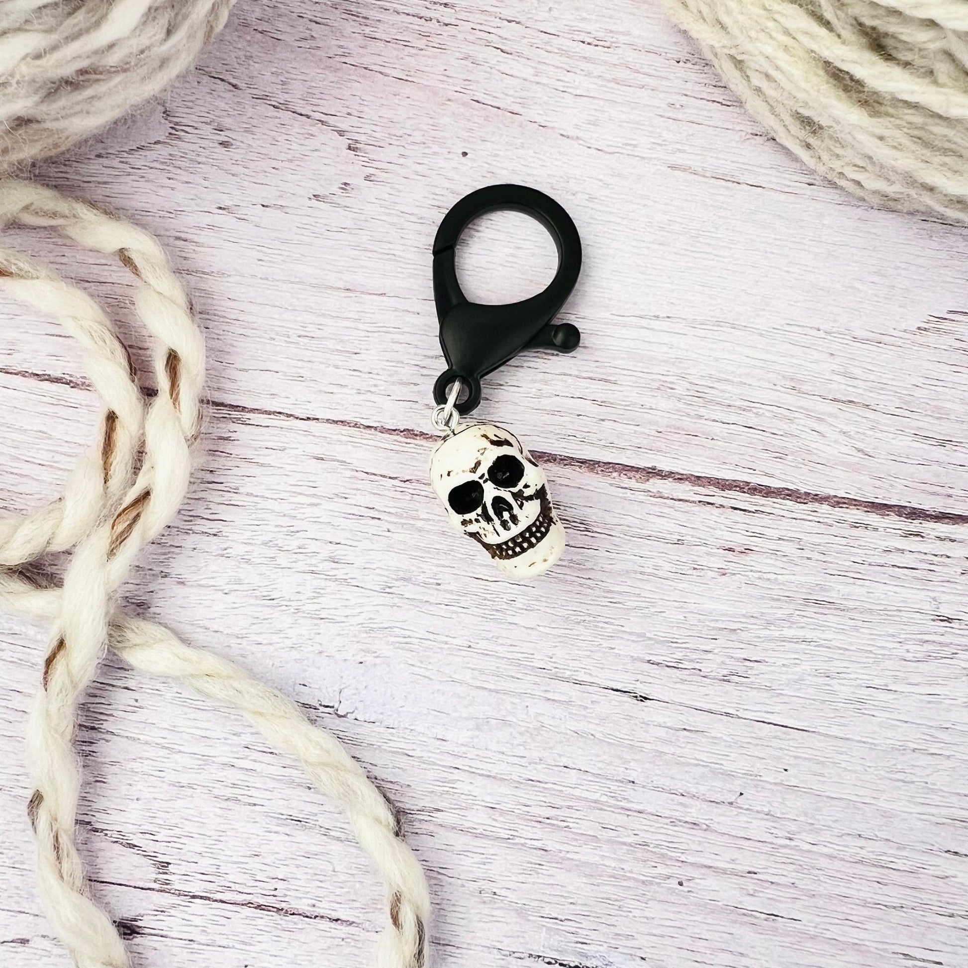 Skull Jumbo Stitch Marker - The Desert Stream Stitch