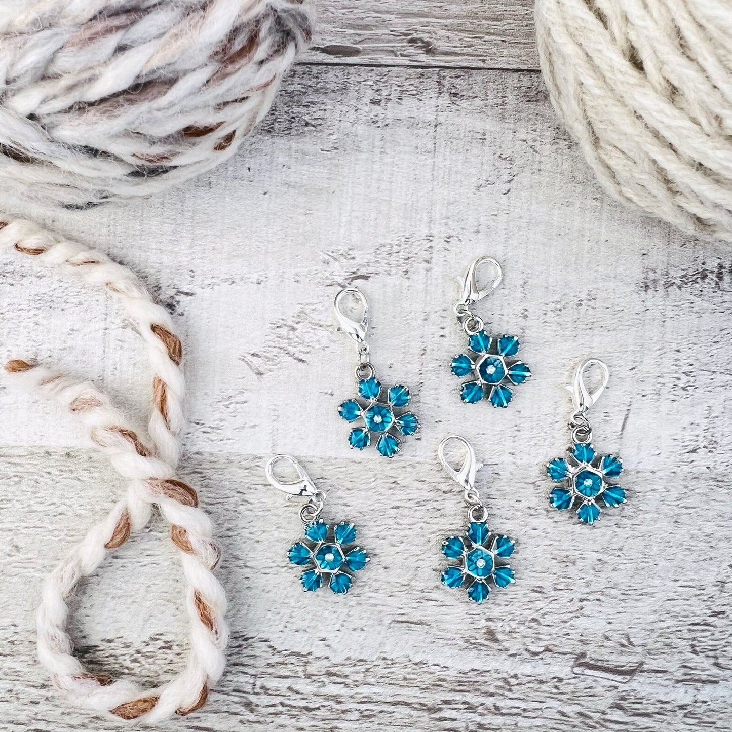 Snowflake Stitch Markers Set - The Desert Stream Stitch