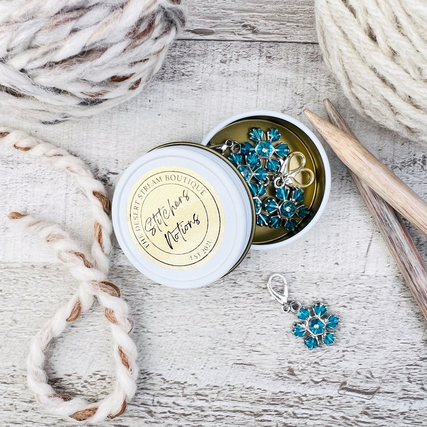 Snowflake Stitch Markers Set - The Desert Stream Stitch