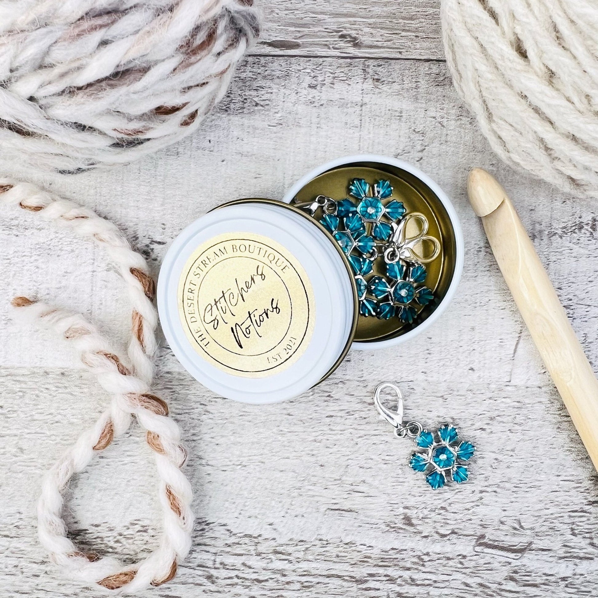 Snowflake Stitch Markers Set - The Desert Stream Stitch
