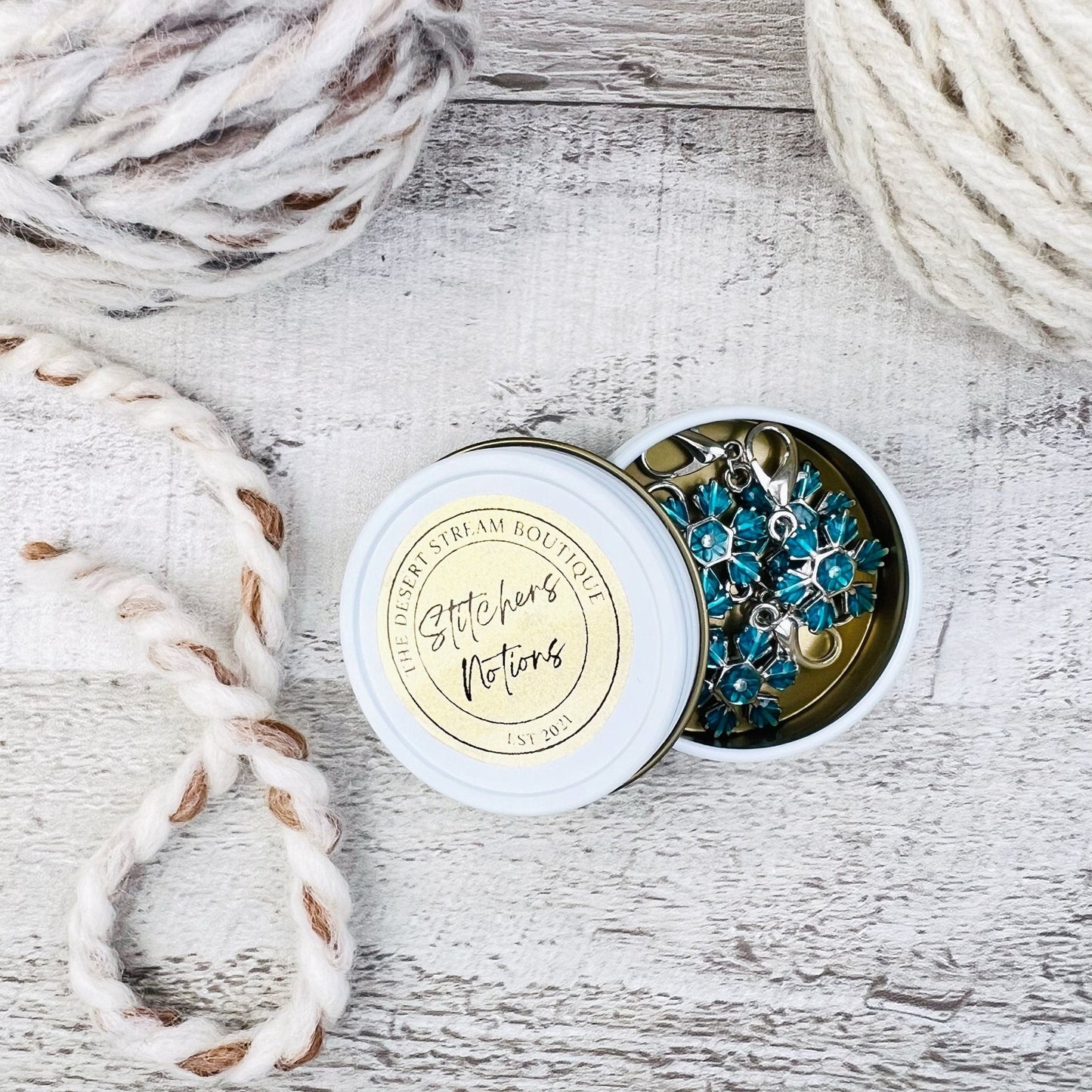 Snowflake Stitch Markers Set - The Desert Stream Stitch