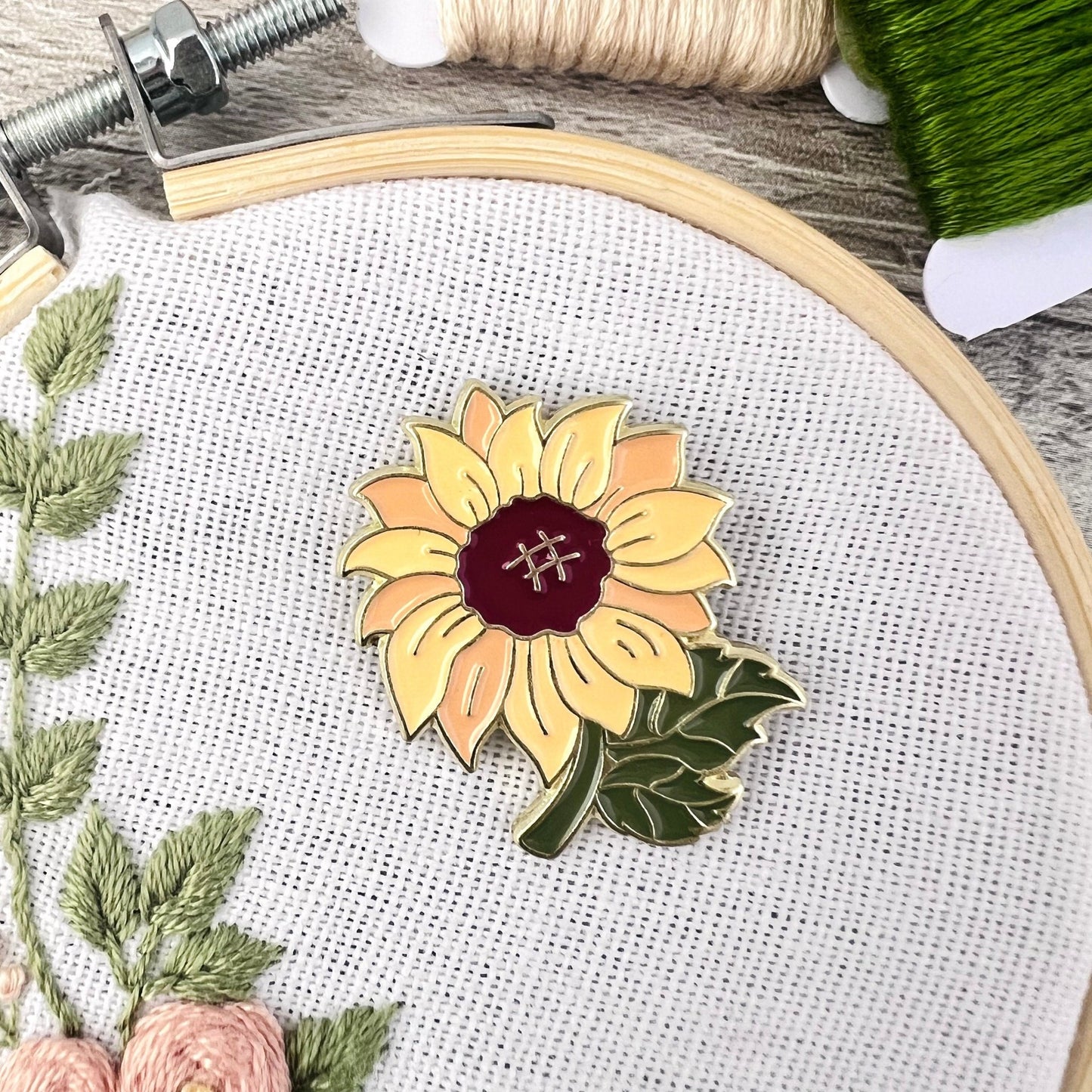 Sunflower Needle Minder Needle Threader Magnetic - The Desert Stream Stitch