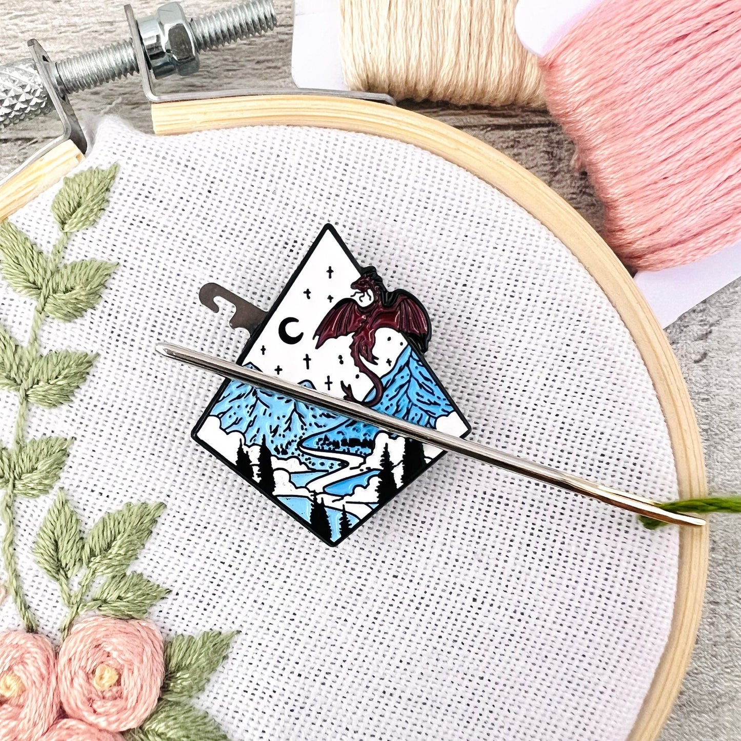 Wyvern Needle Threader Magnetic - The Desert Stream Stitch