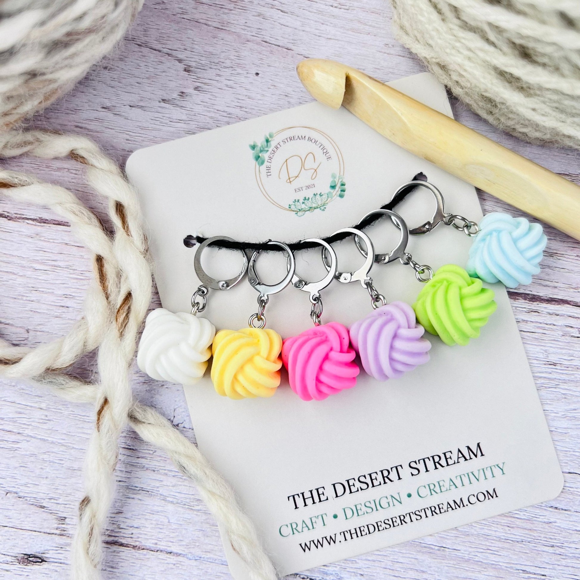 Yarn Ball Stitch Markers - The Desert Stream Stitch