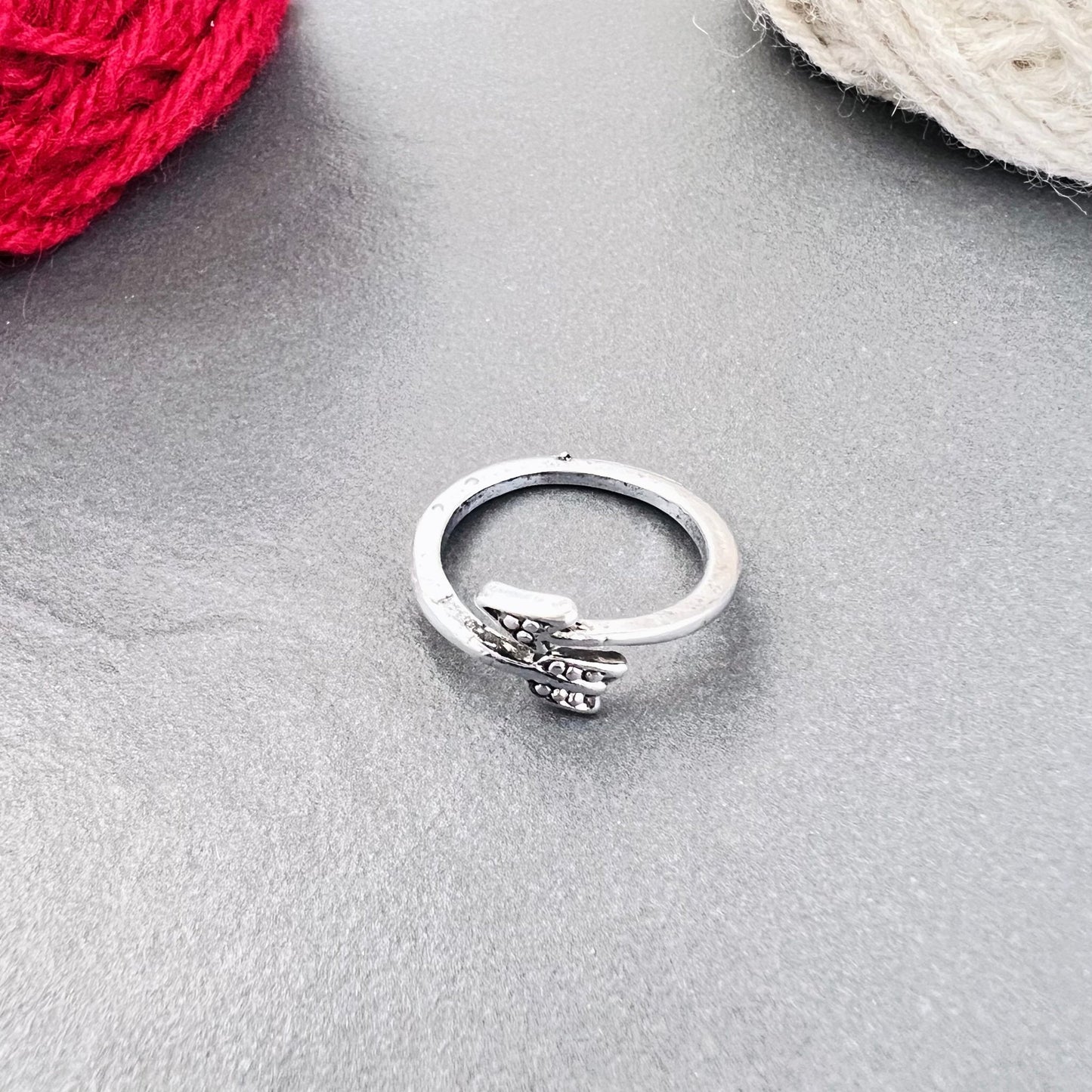 Arrow Adjustable Tension Ring - Knitting and Crochet - The Desert Stream Stitch