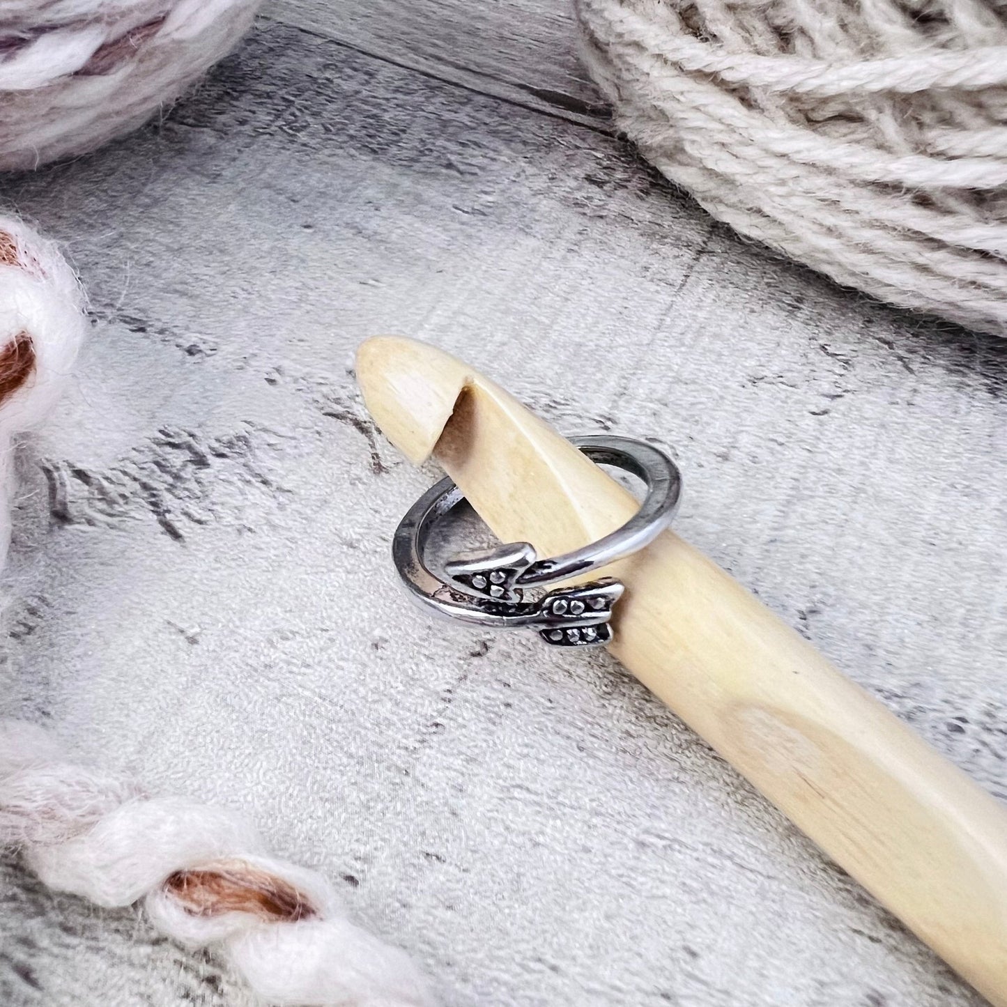 Arrow Adjustable Tension Ring - Knitting and Crochet - The Desert Stream Stitch