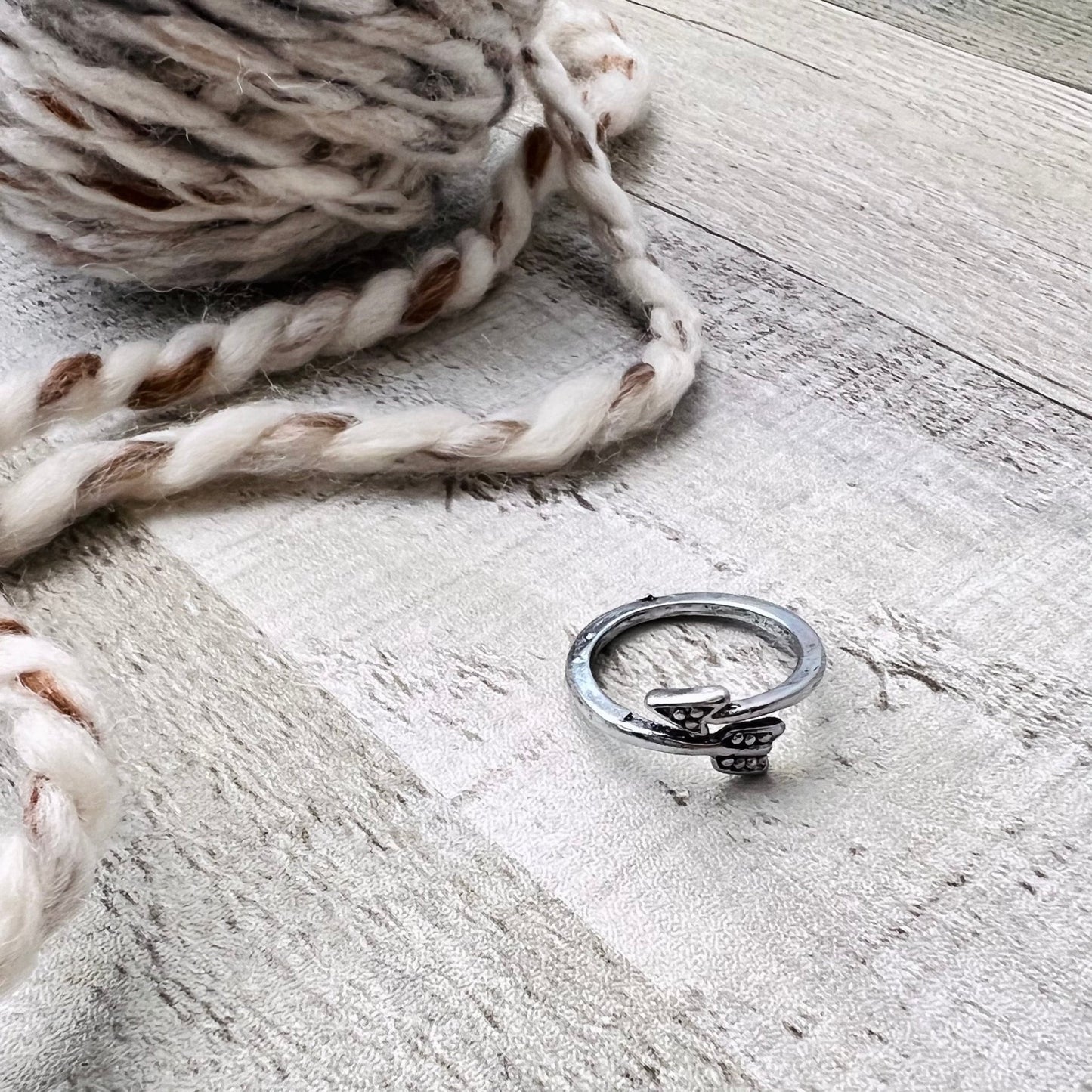 Arrow Adjustable Tension Ring - Knitting and Crochet - The Desert Stream Stitch