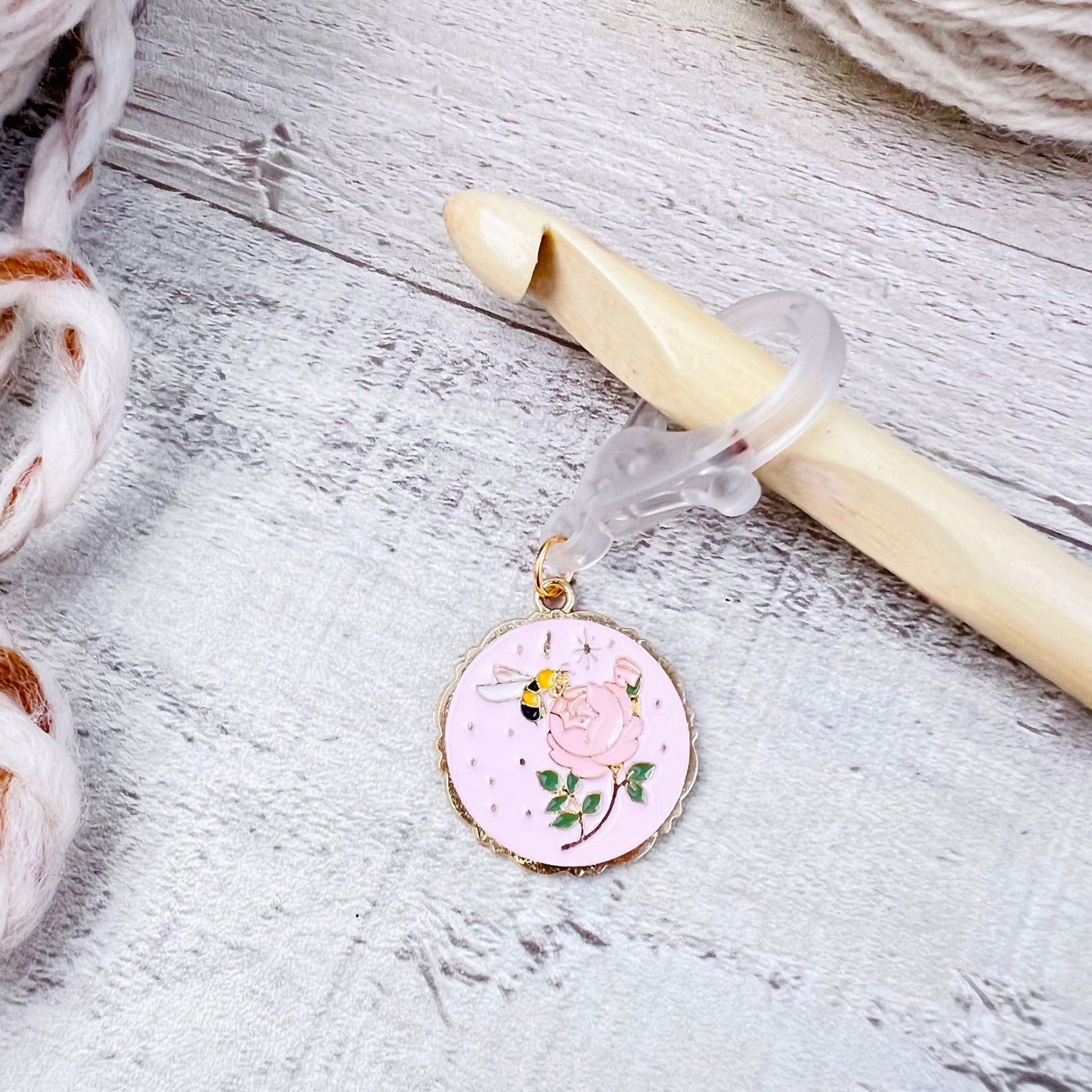 Bee Flower Jumbo Stitch Markers - The Desert Stream Stitch