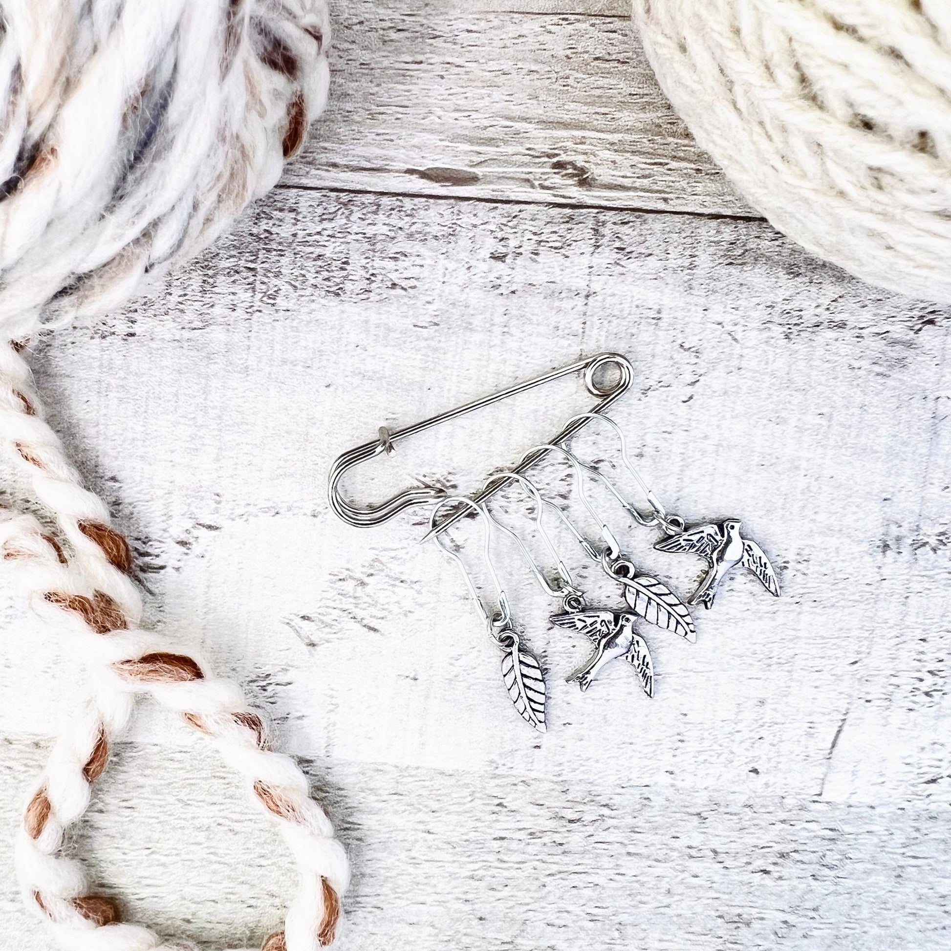 Birds Stitch Markers Set - Knitting and Crochet - The Desert Stream Stitch