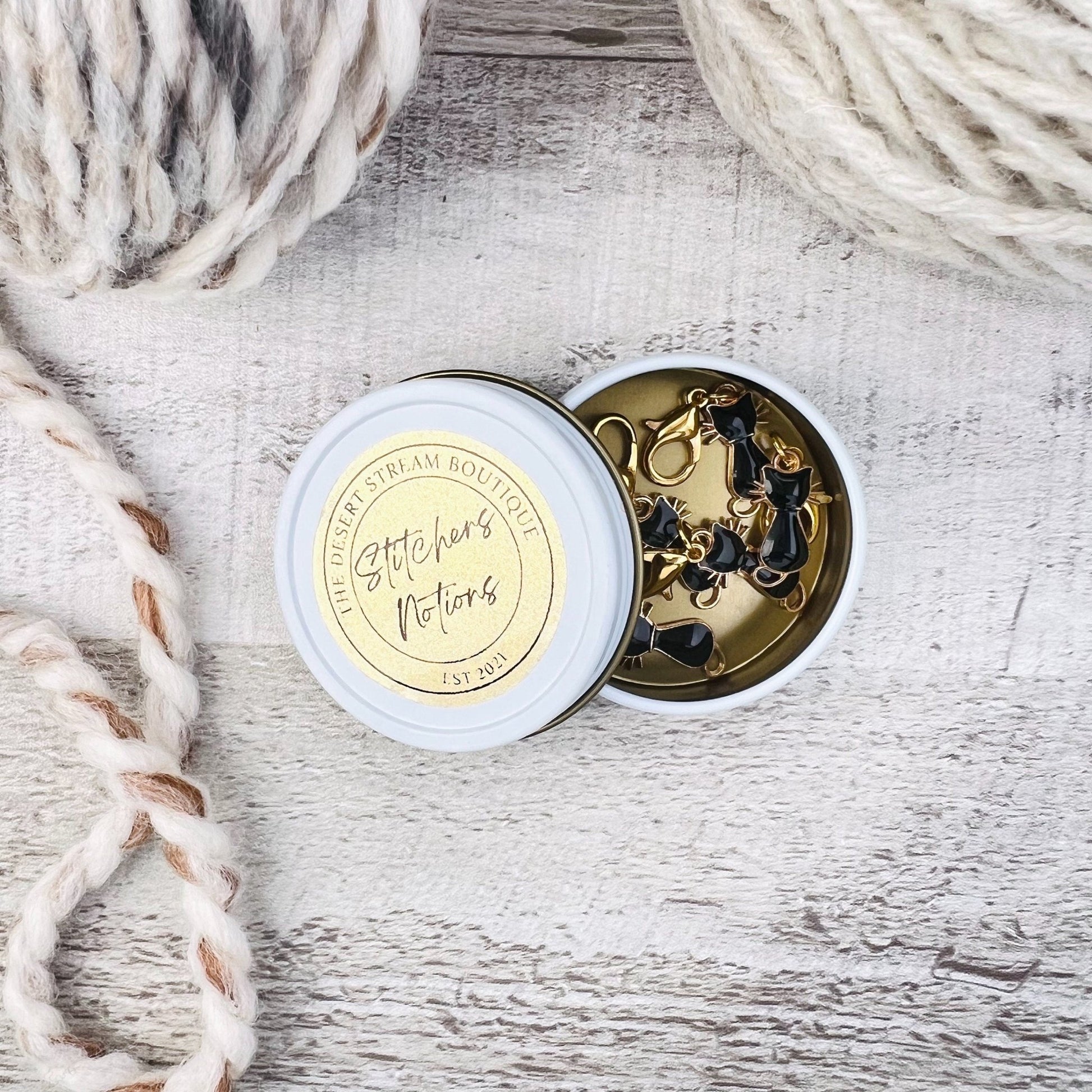 Black Cat Stitch Markers Set - Knitting and Crochet - The Desert Stream Stitch