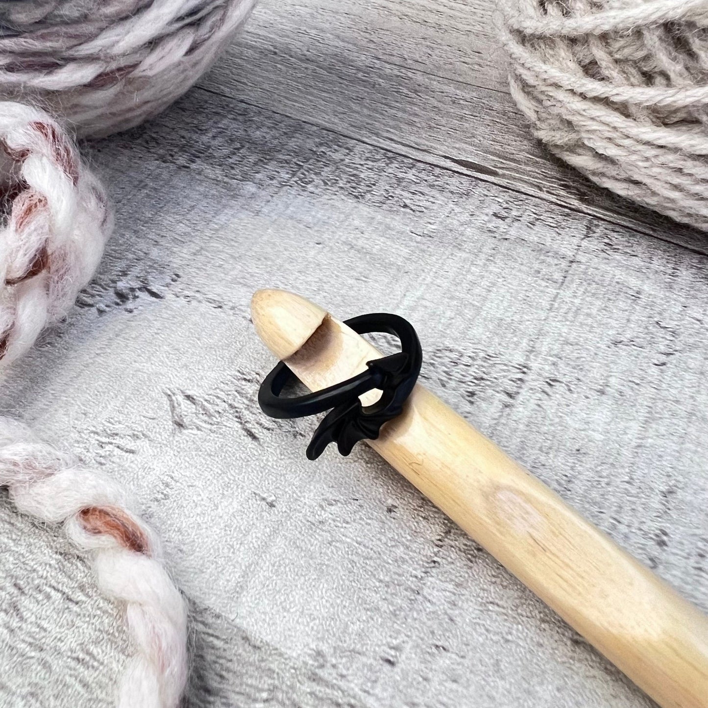 Black Dragon Adjustable Tension Ring - The Desert Stream Stitch