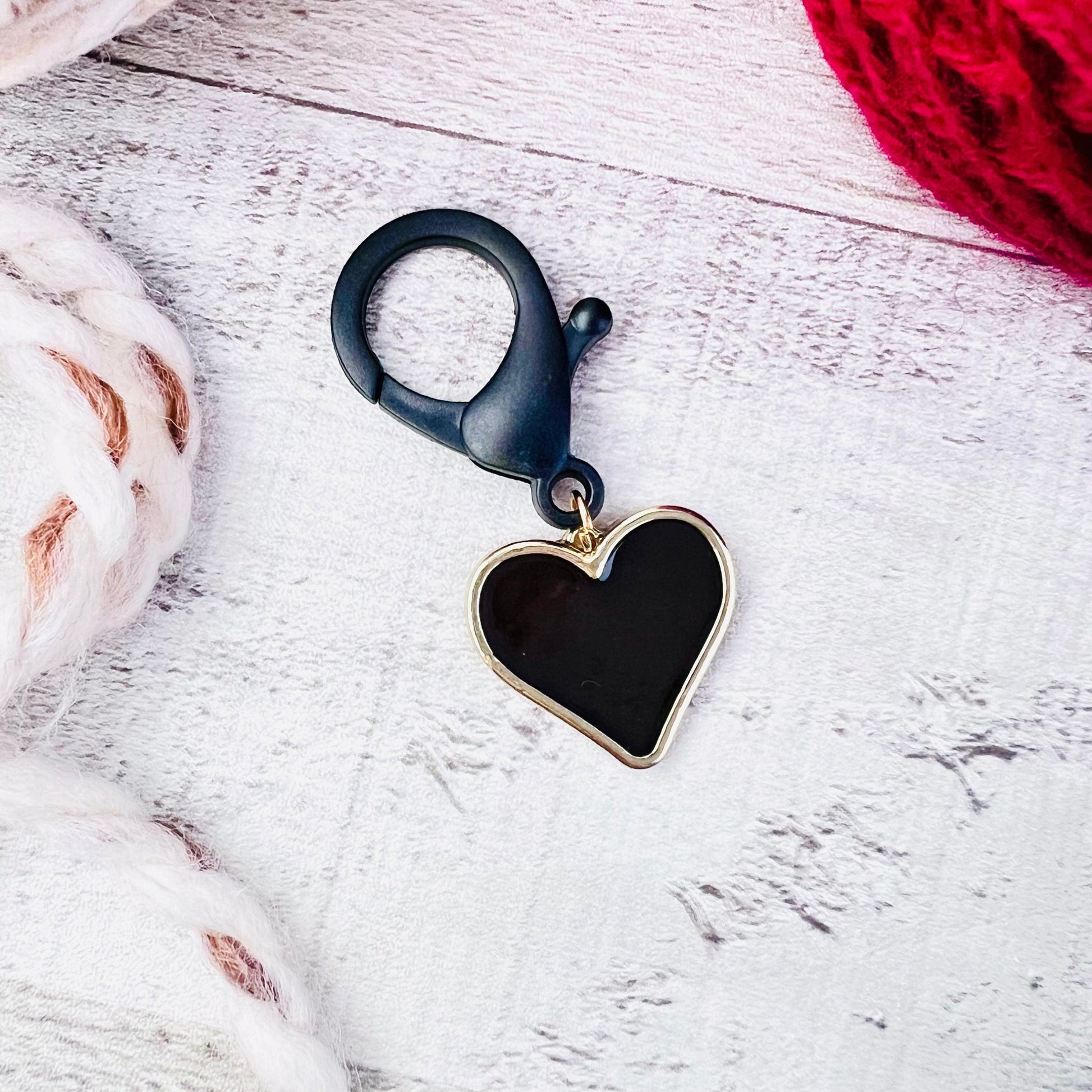Black Heart Jumbo Stitch Marker - The Desert Stream Stitch