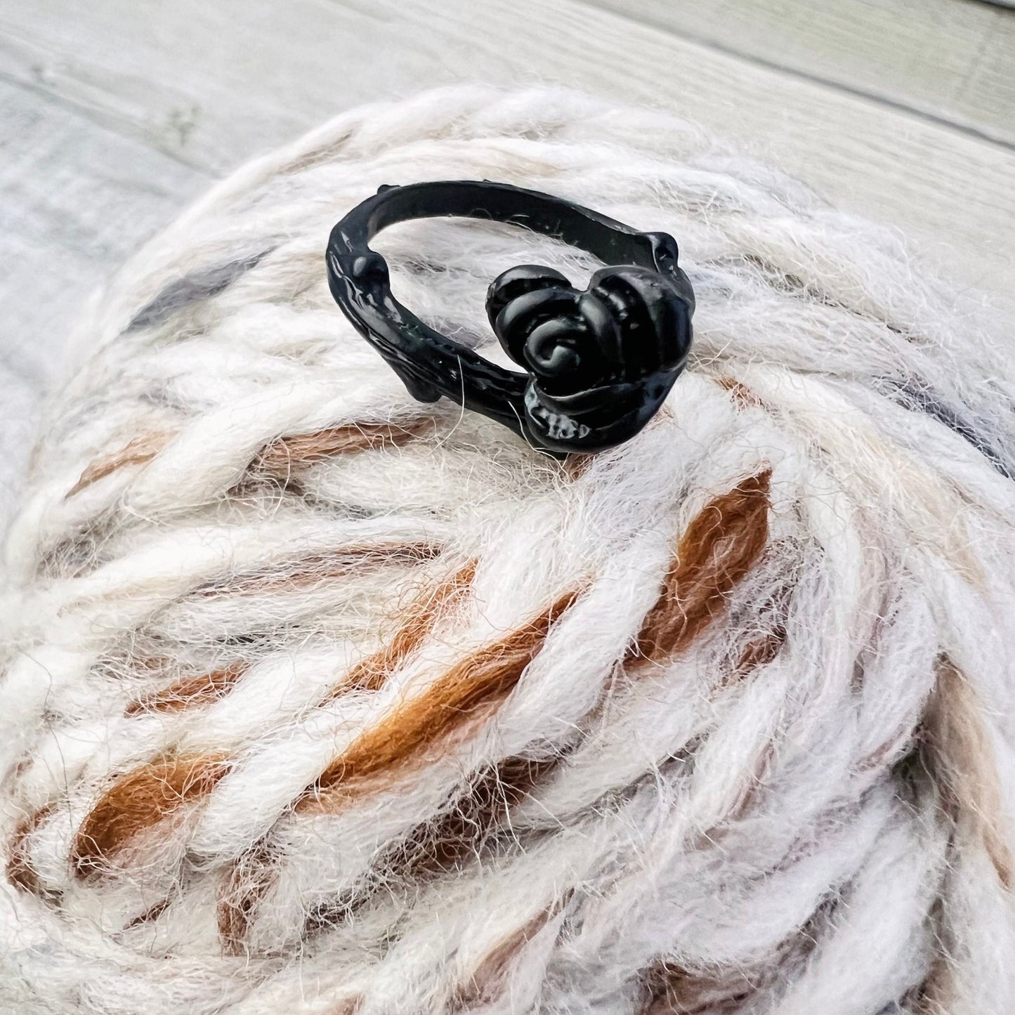 Black Rose Adjustable Tension Ring - The Desert Stream Stitch