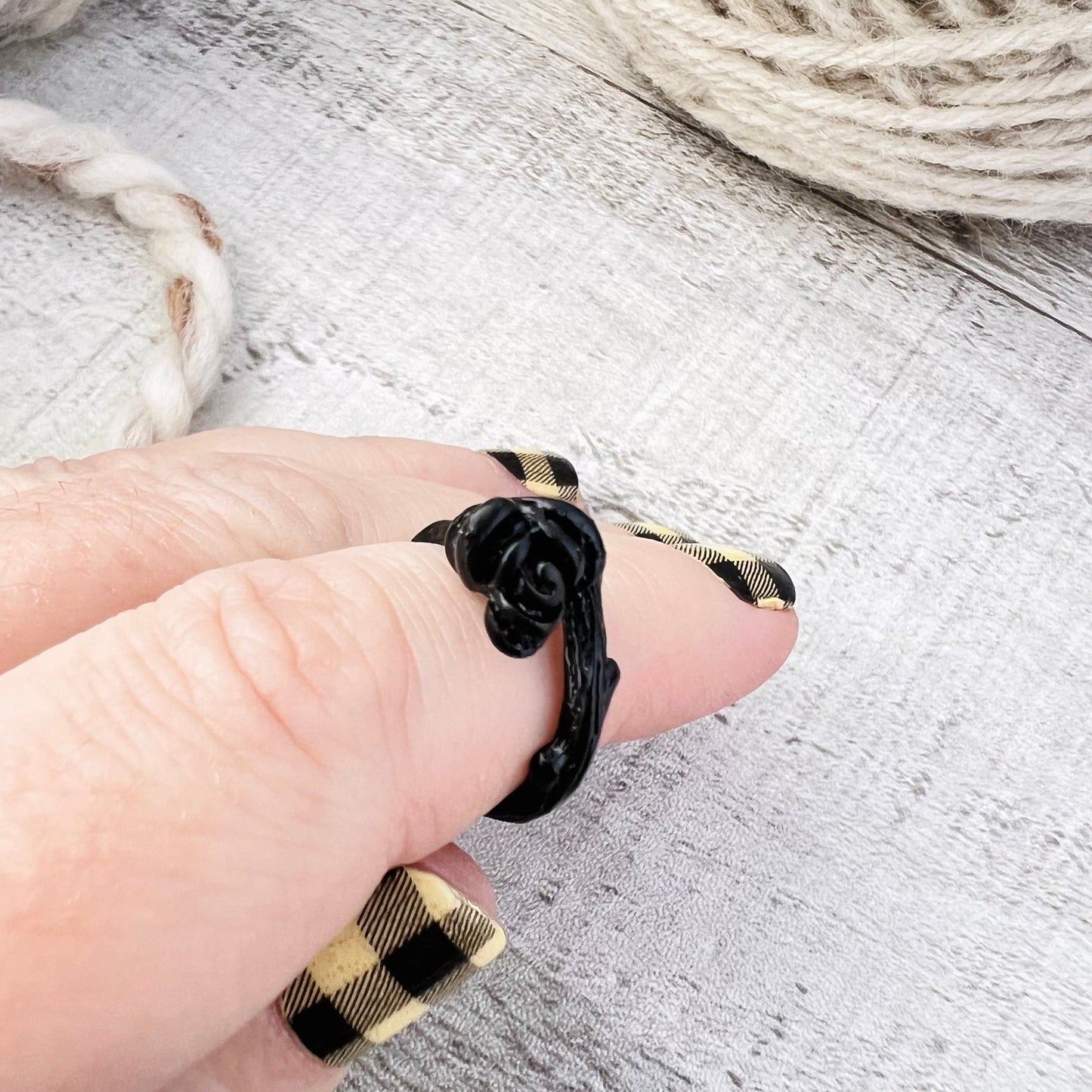 Black Rose Adjustable Tension Ring - The Desert Stream Stitch