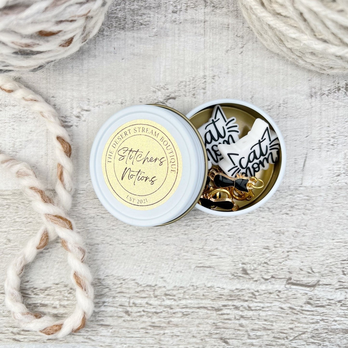 Cat Knitting Notions Tin Set - The Desert Stream Stitch