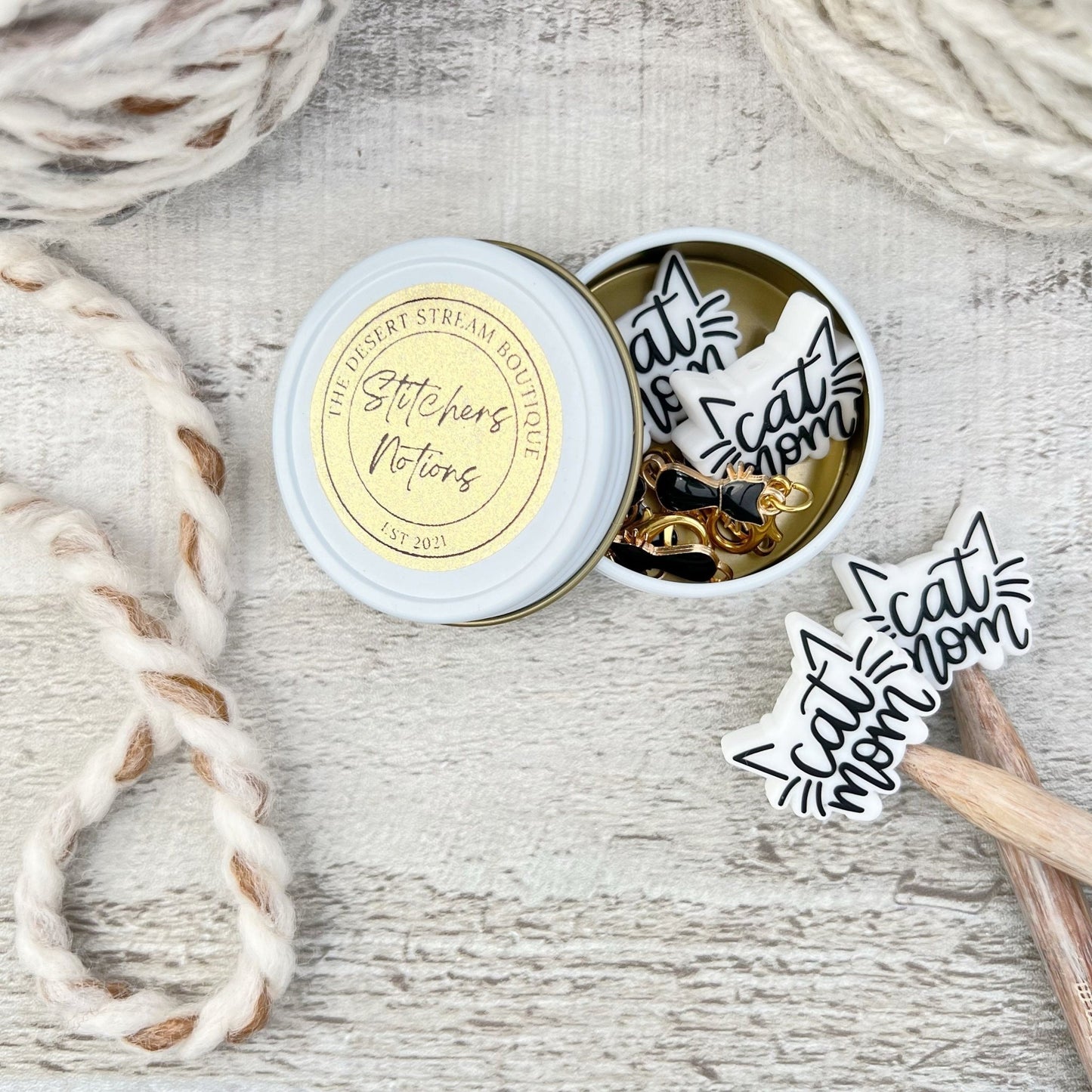 Cat Knitting Notions Tin Set - The Desert Stream Stitch