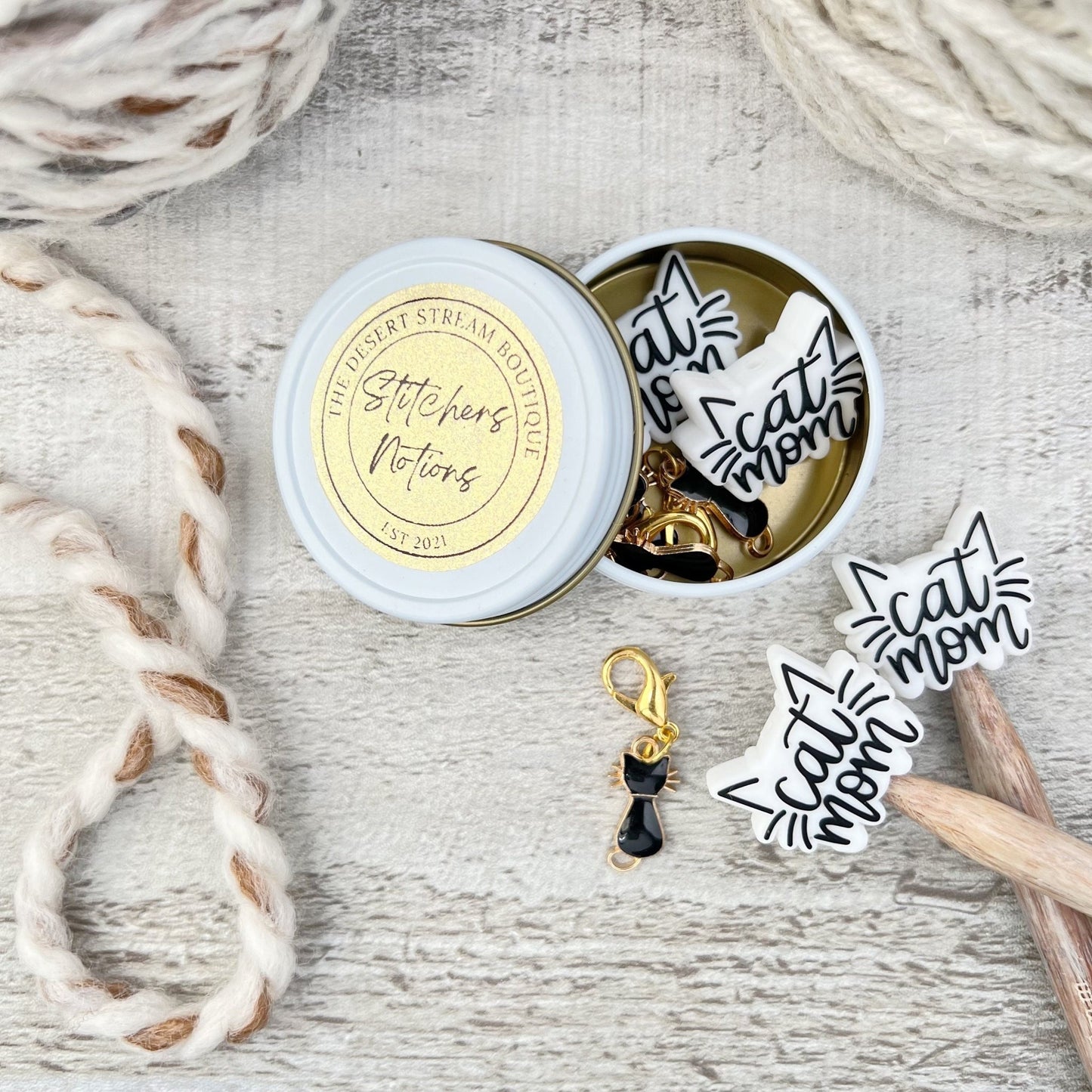 Cat Knitting Notions Tin Set - The Desert Stream Stitch