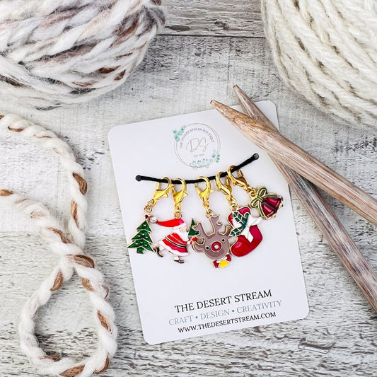 Christmas Stitch Markers Set - Knitting and Crochet - The Desert Stream Stitch