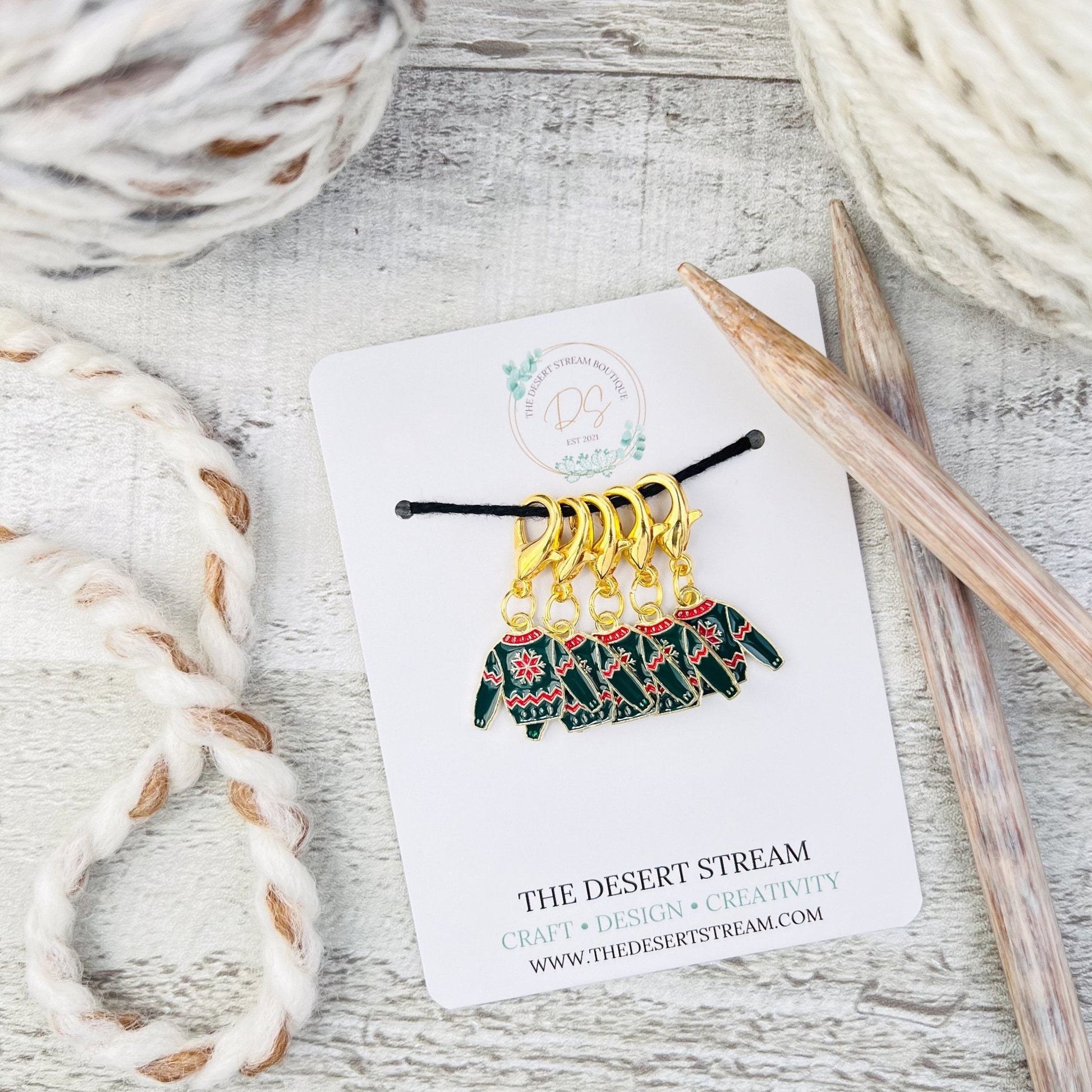 Christmas Sweater Stitch Markers Set - Knitting and Crochet - The Desert Stream Stitch