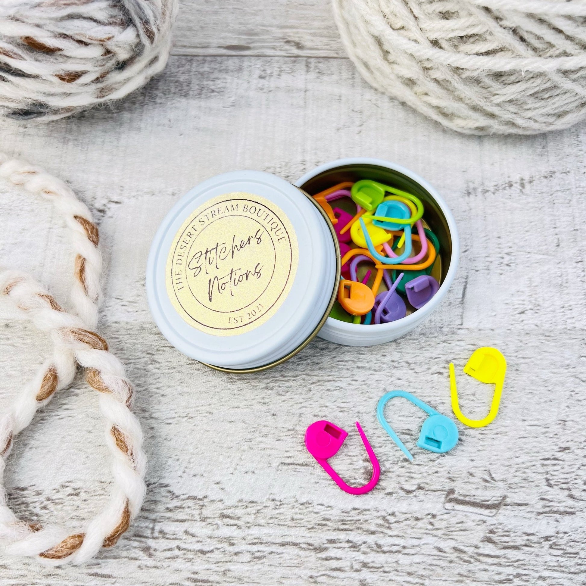 Colorful Stitch Markers Tin Set - Knitting and Crochet - The Desert Stream Stitch
