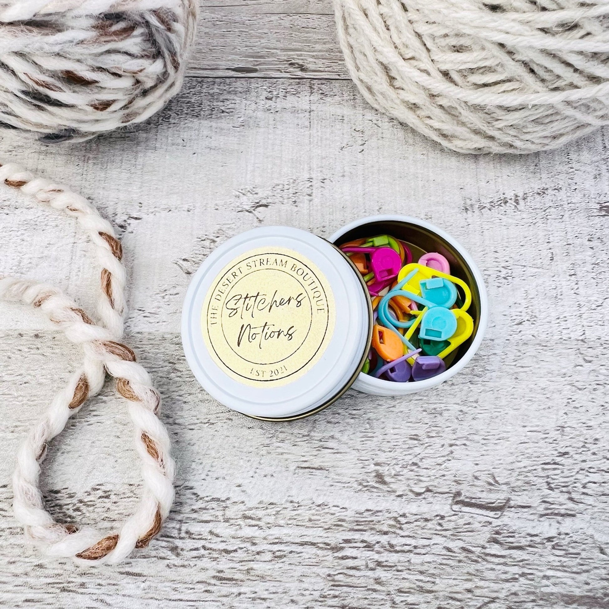 Colorful Stitch Markers Tin Set - Knitting and Crochet - The Desert Stream Stitch