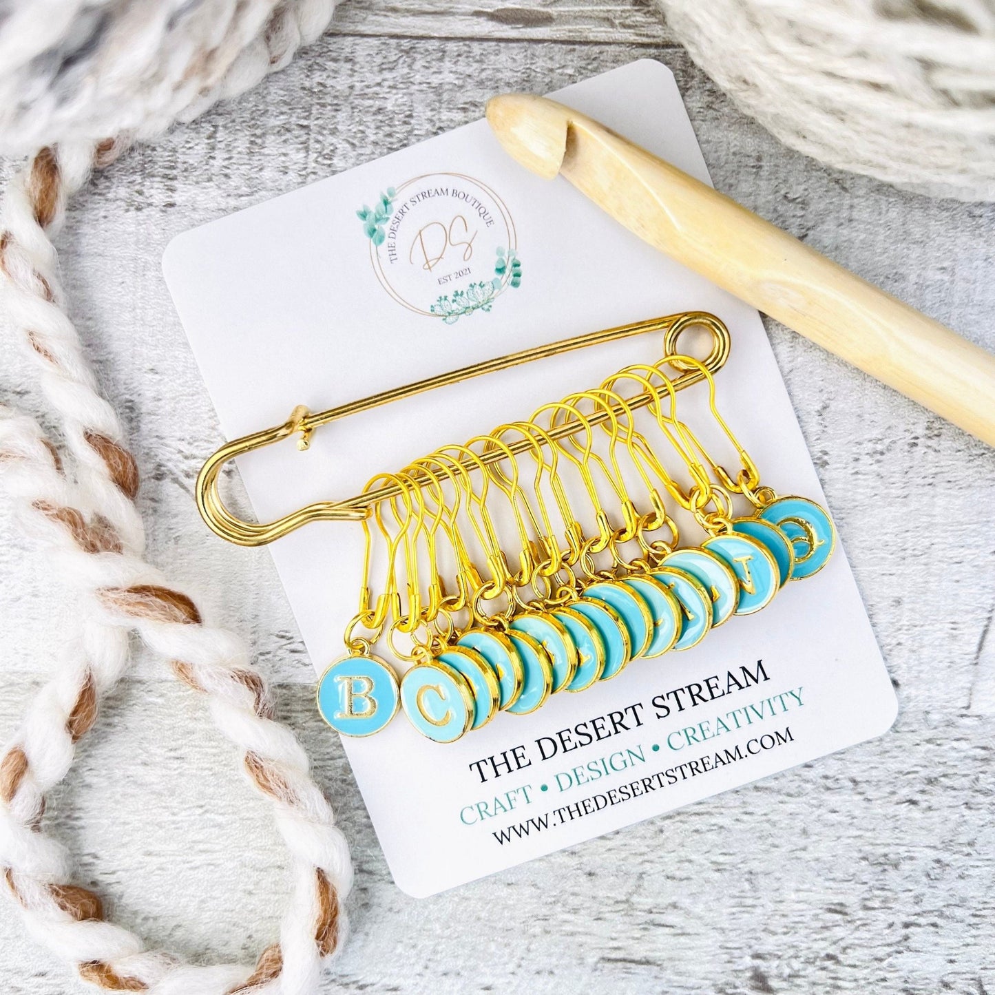 Crochet Hook Size Reminders - The Desert Stream Stitch
