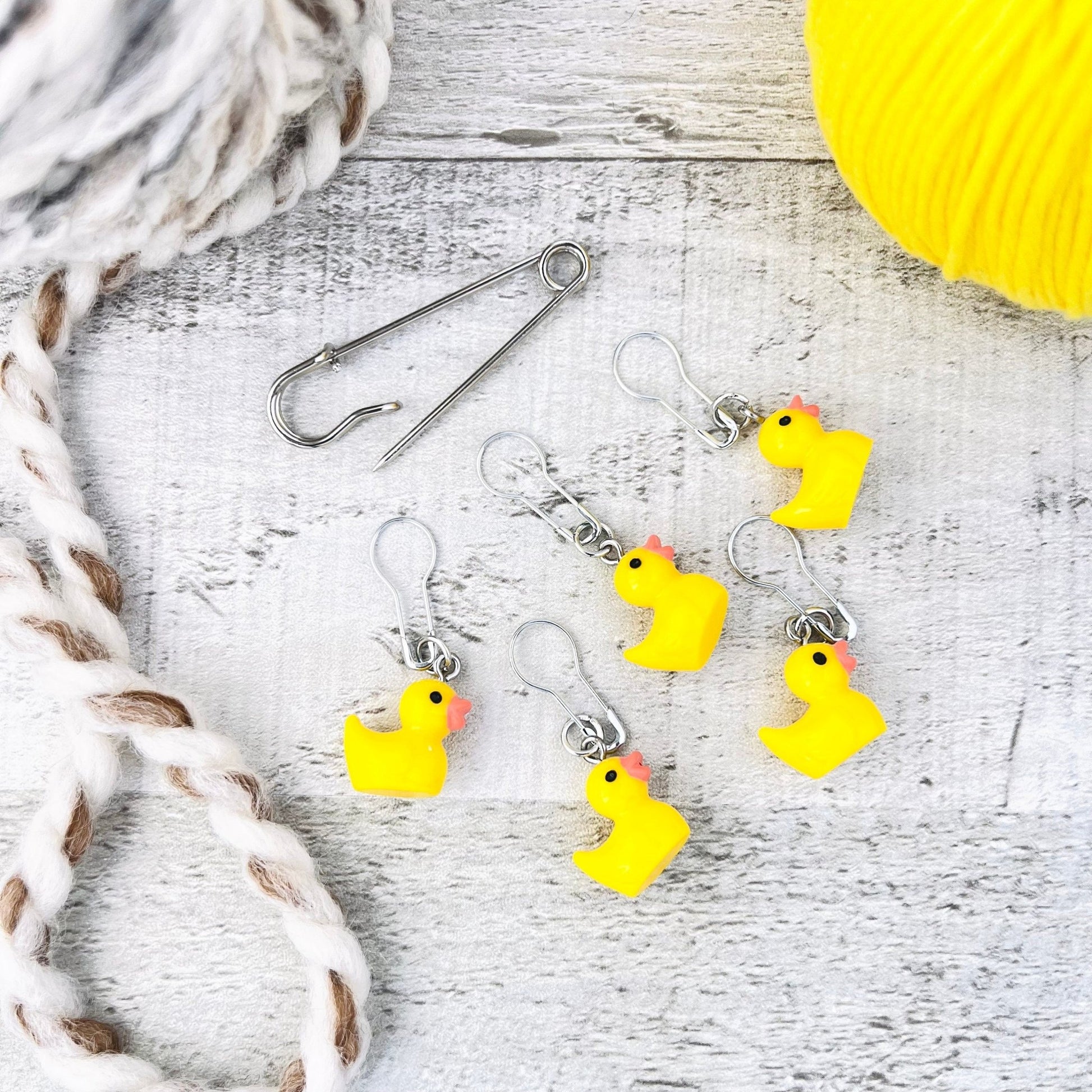 Duck Stitch Markers Set - Knitting and Crochet - The Desert Stream Stitch