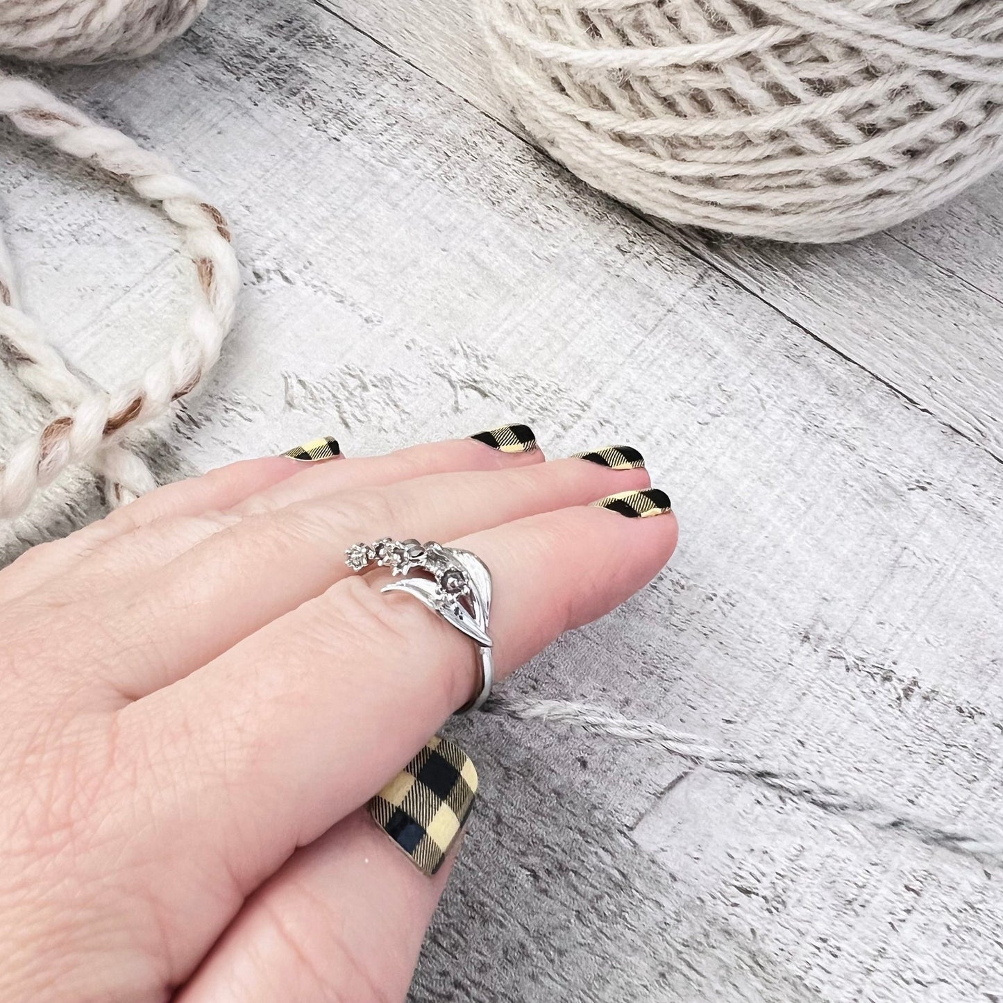 Flower Adjustable Tension Ring - The Desert Stream Stitch