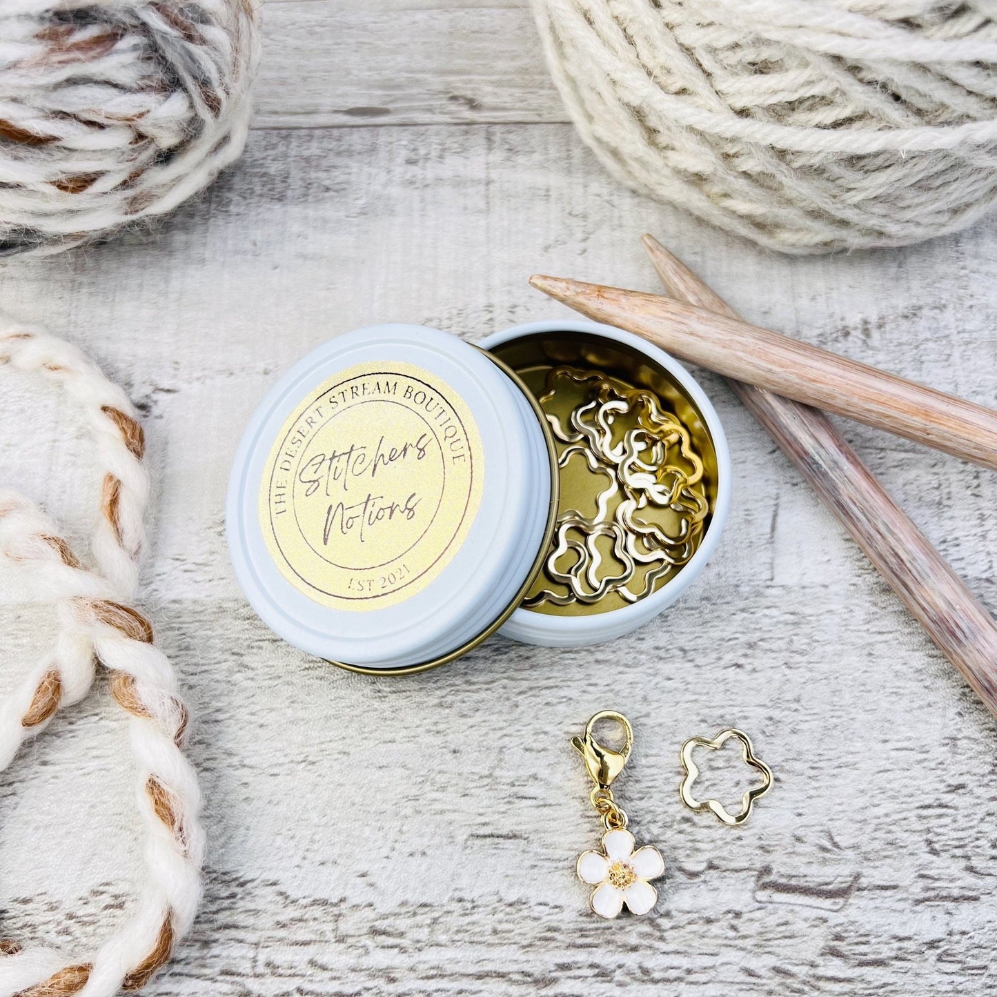 Flower Stitch Markers 13 - Piece Set - Knitting - The Desert Stream Stitch