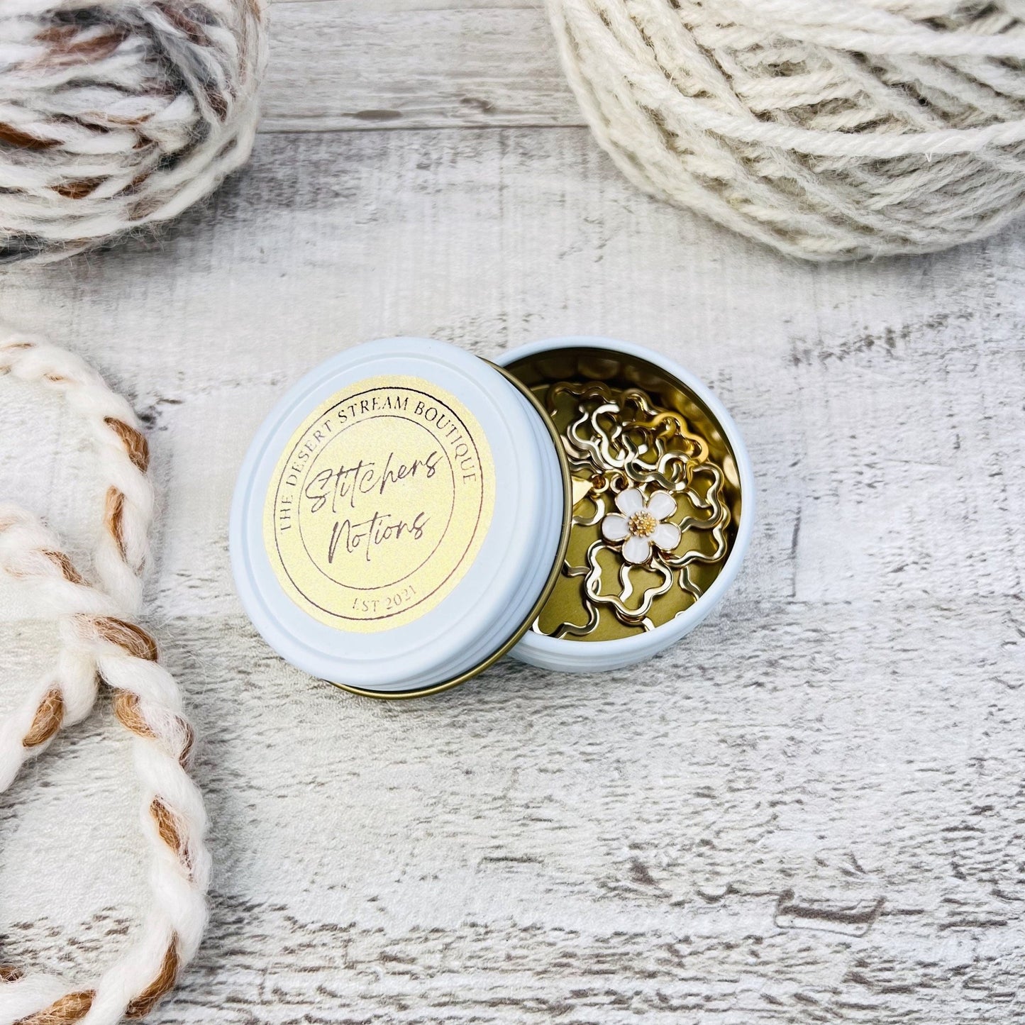 Flower Stitch Markers 13 - Piece Set - Knitting - The Desert Stream Stitch