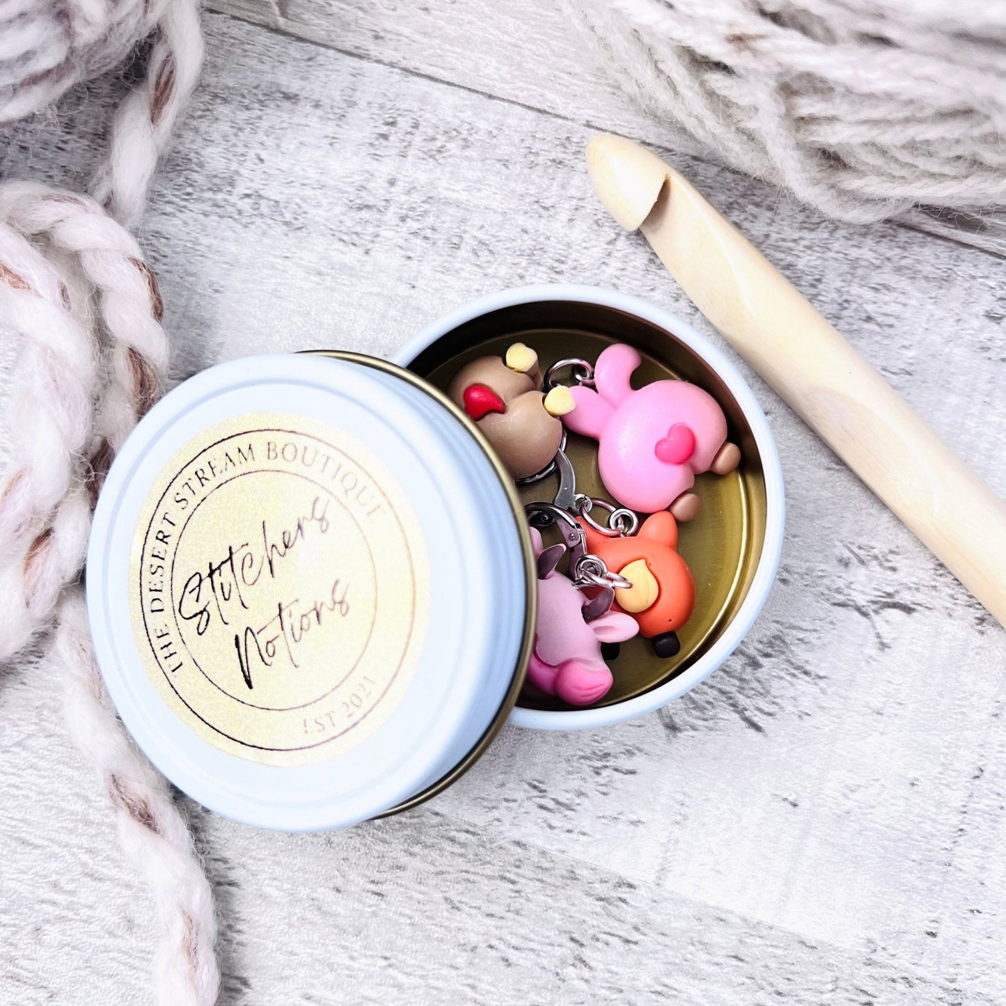 Furry Fannies Stitch Markers - The Desert Stream Stitch
