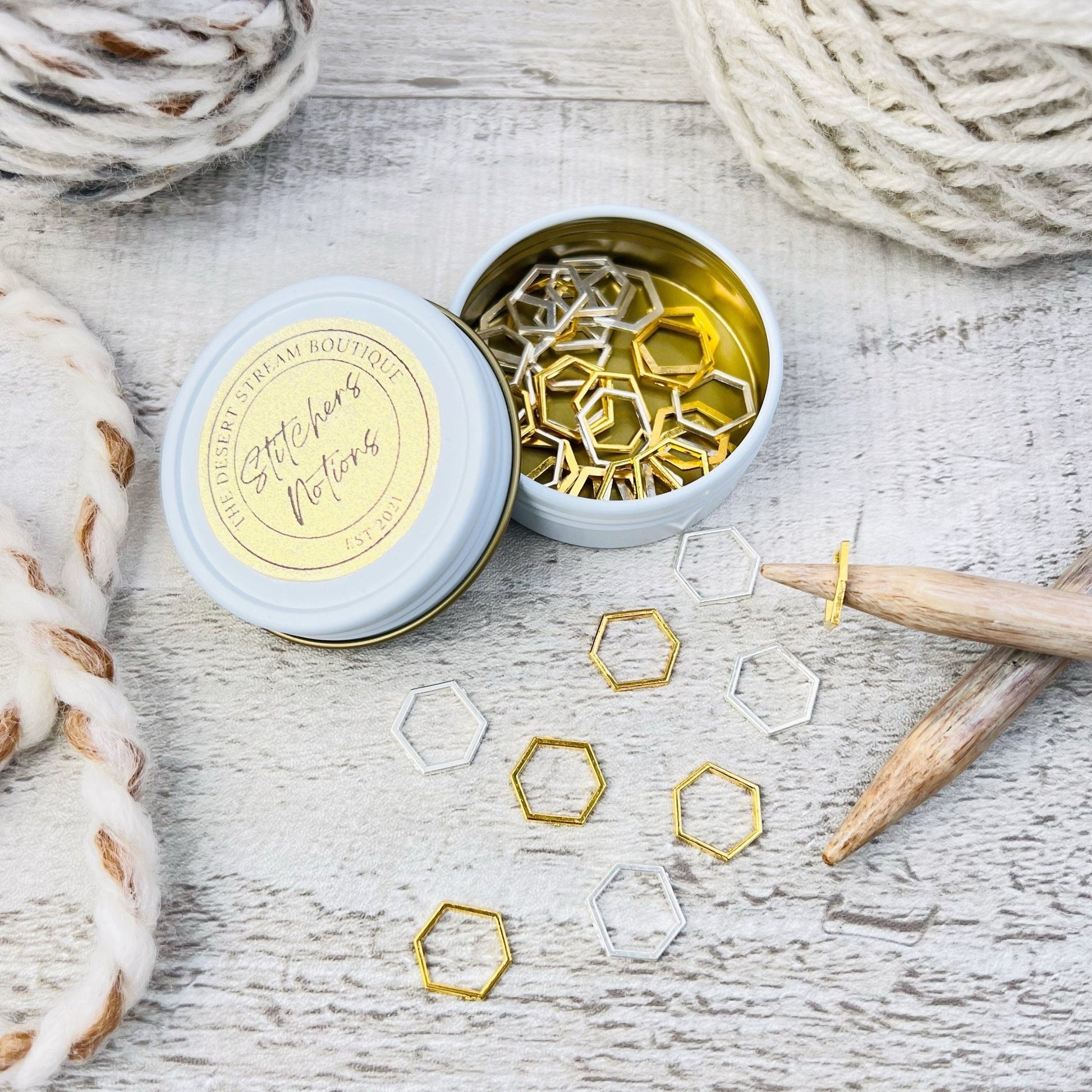 Hexagon 40 - Piece Stitch Marker Tin Set - Knitting - The Desert Stream Stitch