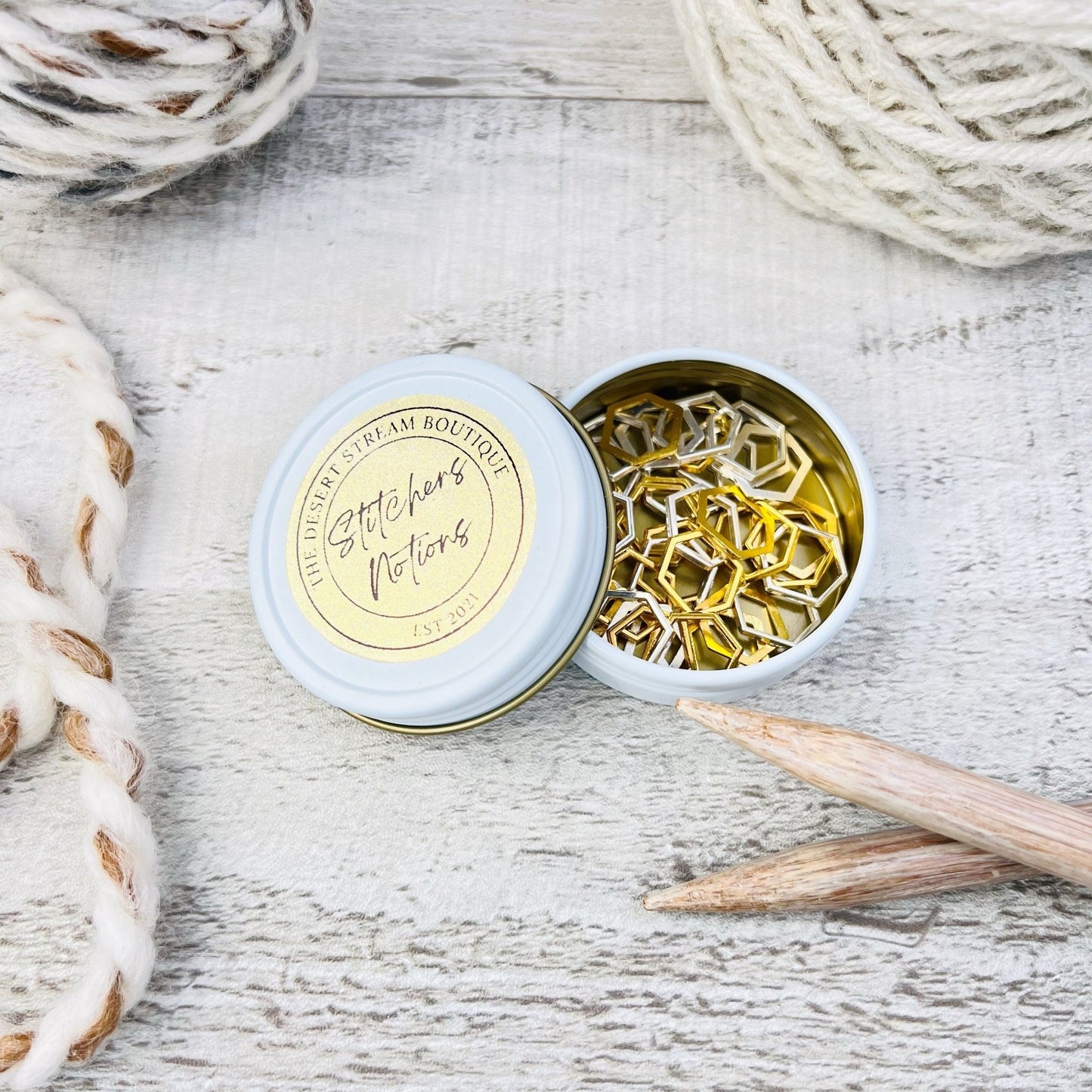 Hexagon 40 - Piece Stitch Marker Tin Set - Knitting - The Desert Stream Stitch