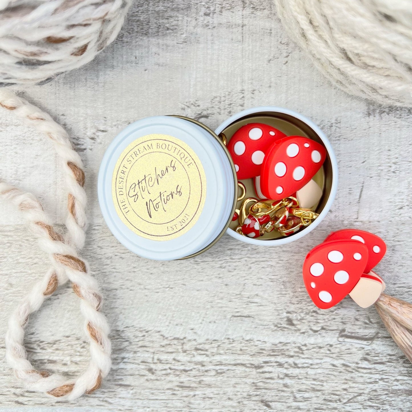 Mushroom Knitting Notions Tin Set - The Desert Stream Stitch