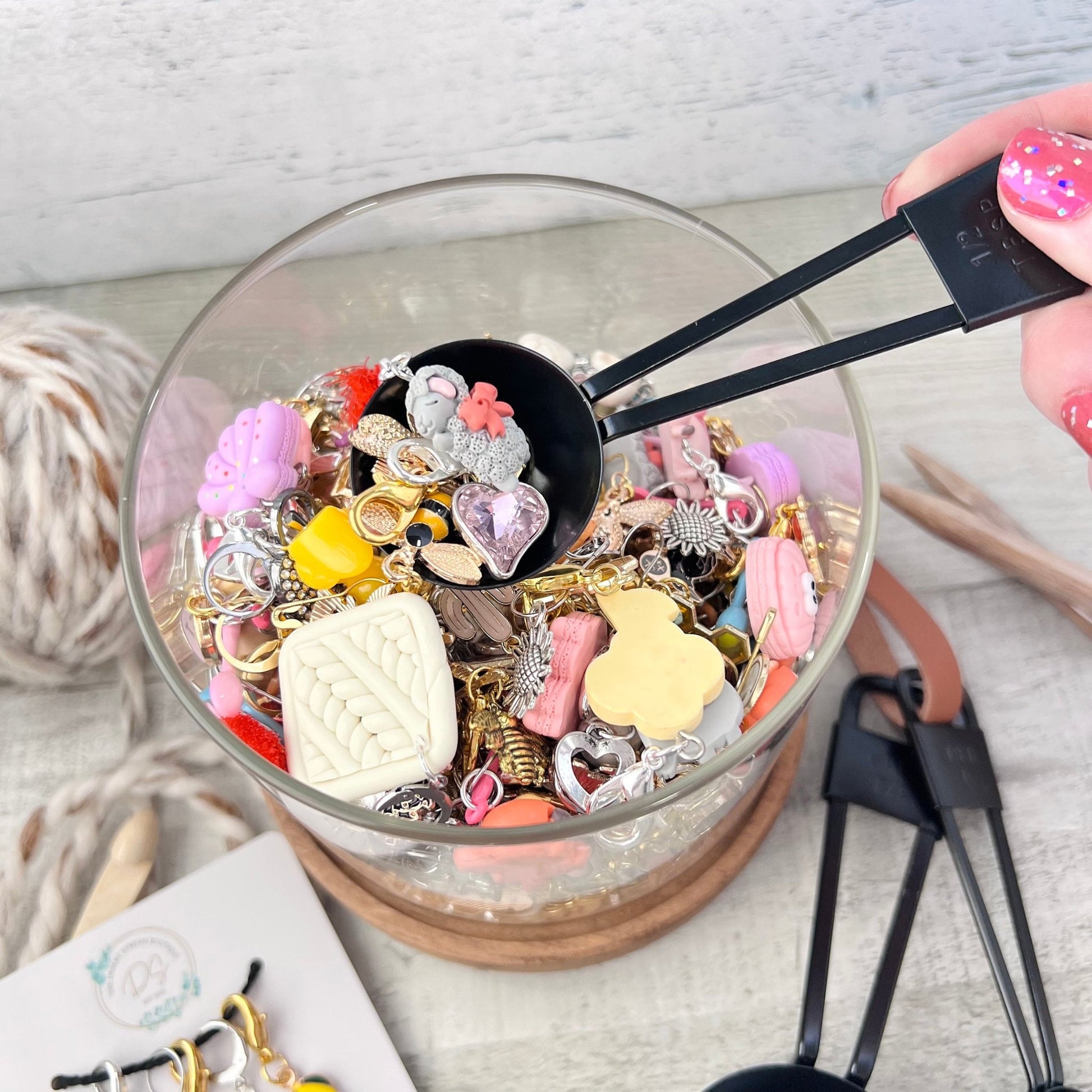 Mystery Scoop Stitch Markers - The Desert Stream Stitch