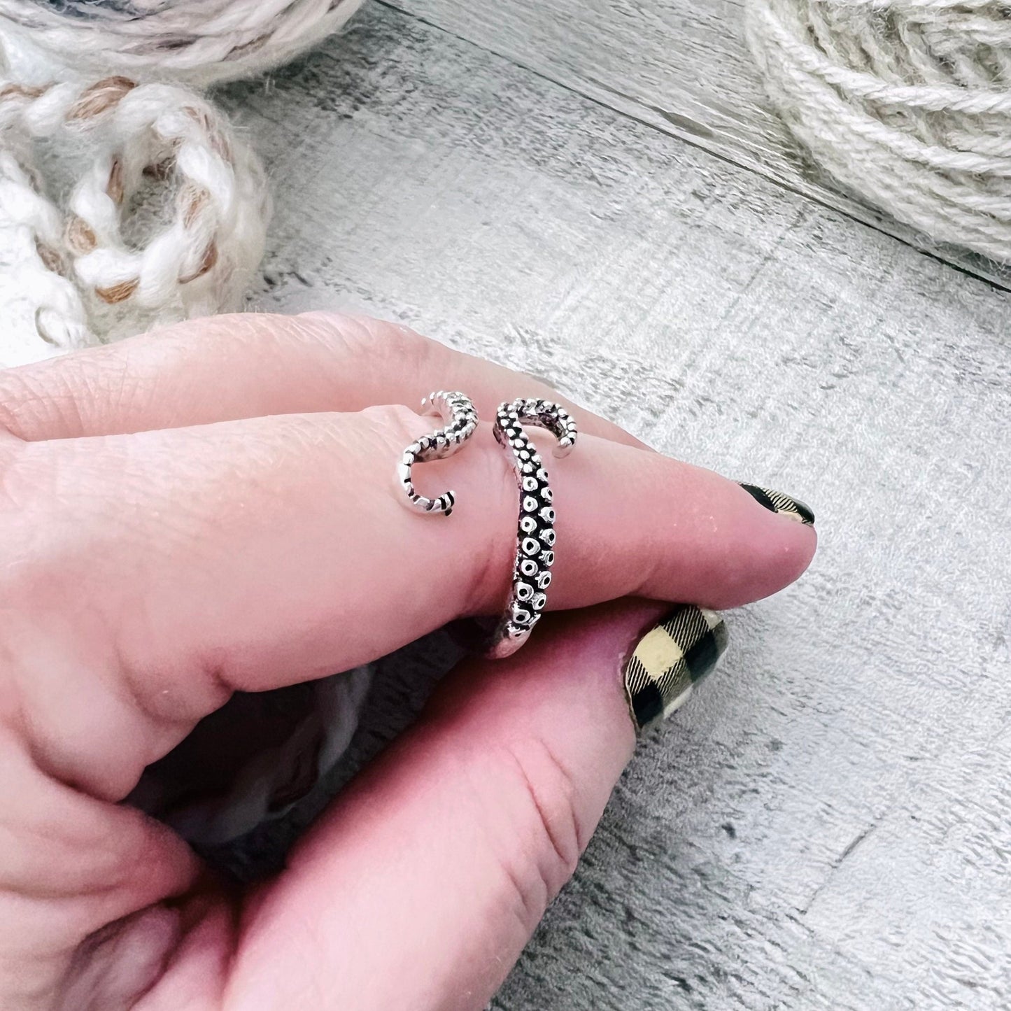 Octopus Adjustable Tension Ring - The Desert Stream Stitch