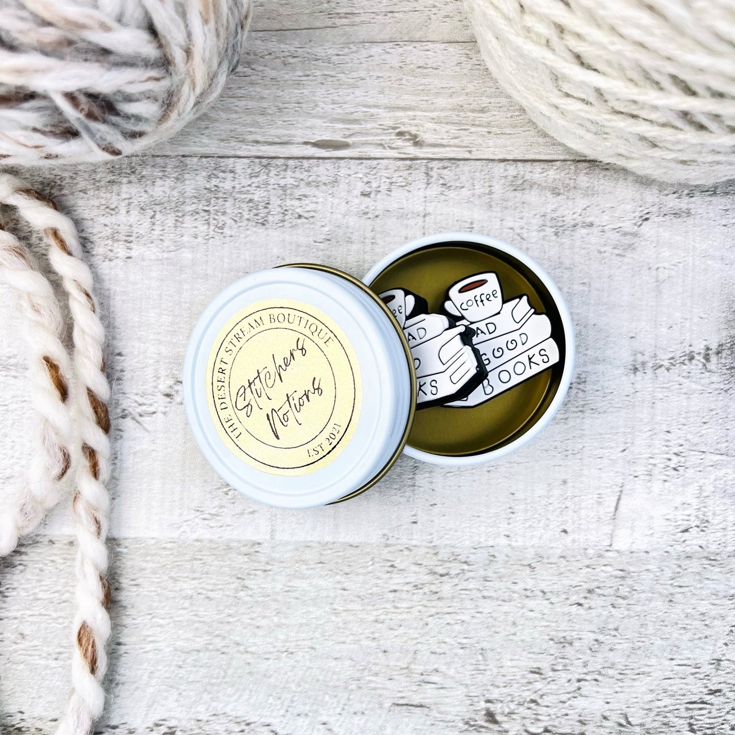 Read Books Stitch Stoppers Knitting Needle Point Protectors - The Desert Stream Stitch