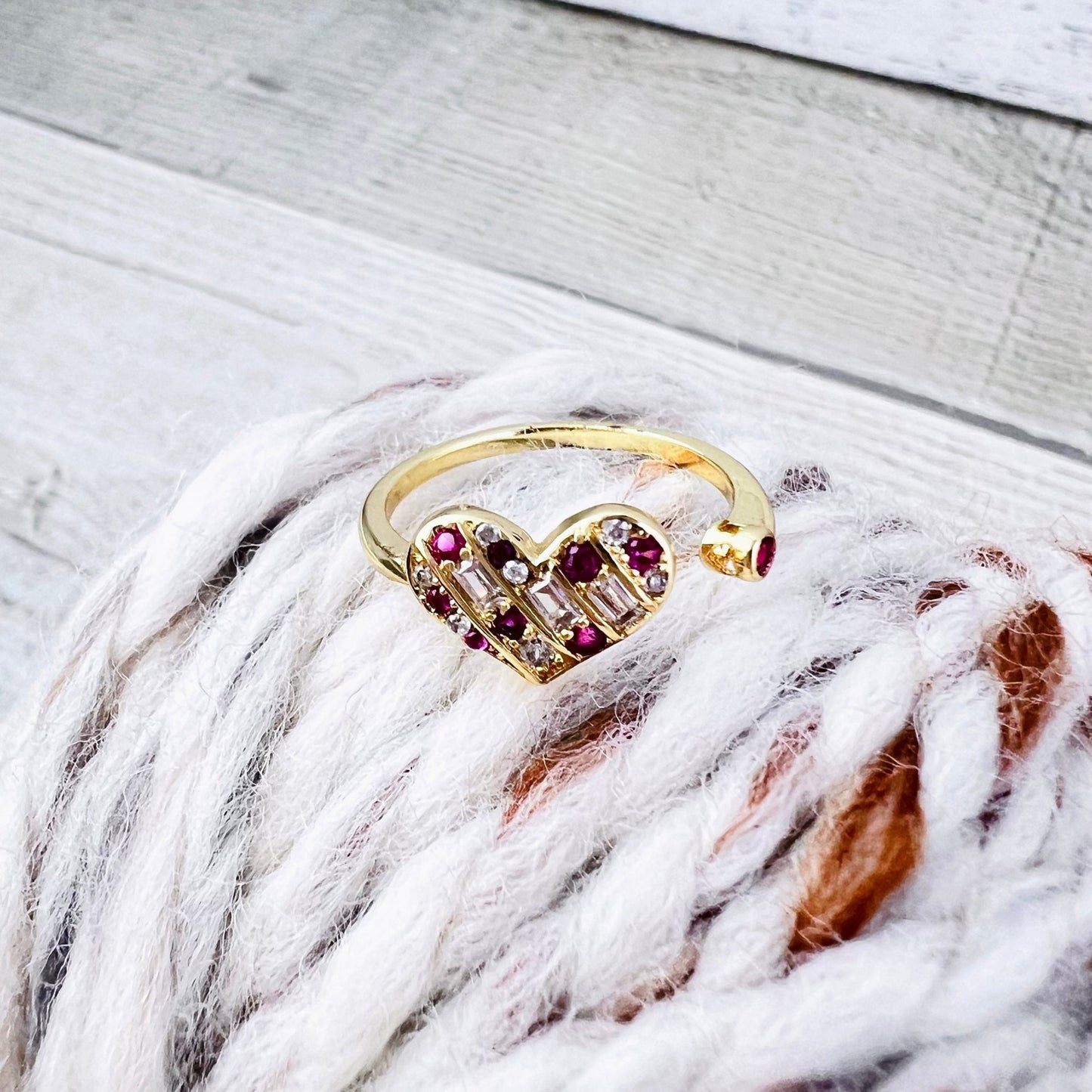 Red Heart Adjustable Tension Ring 18K Gold Cubic Zirconia - The Desert Stream Stitch