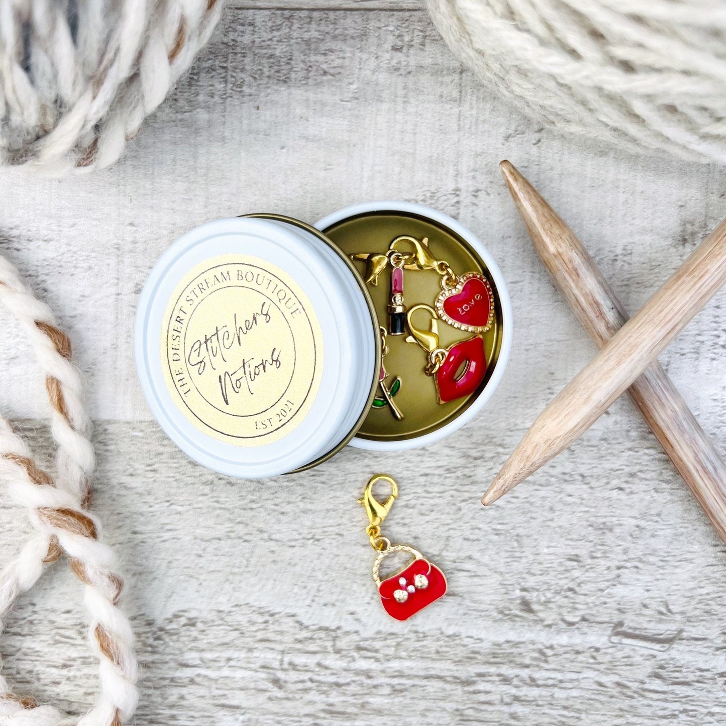 Scarlet Stitch Markers Set - Knitting and Crochet - The Desert Stream Stitch