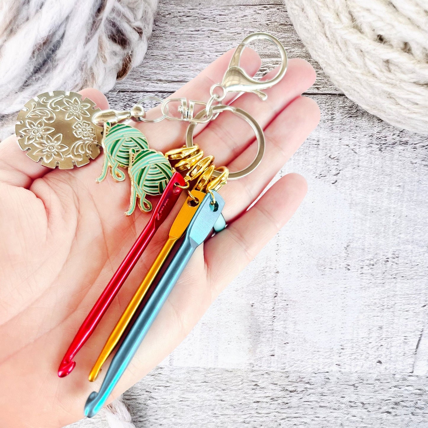Travel Crochet Notions Keychain - The Desert Stream Stitch