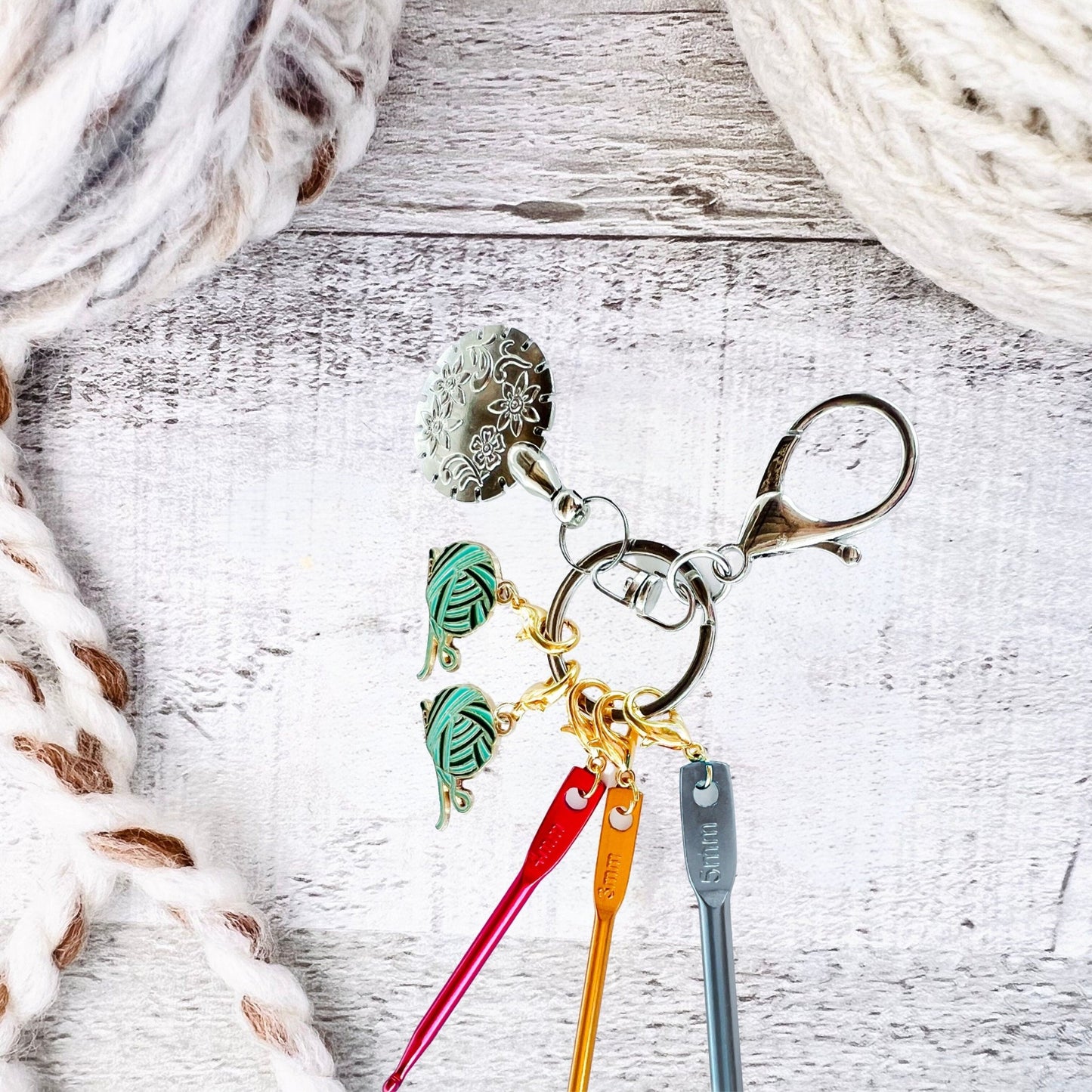Travel Crochet Notions Keychain - The Desert Stream Stitch