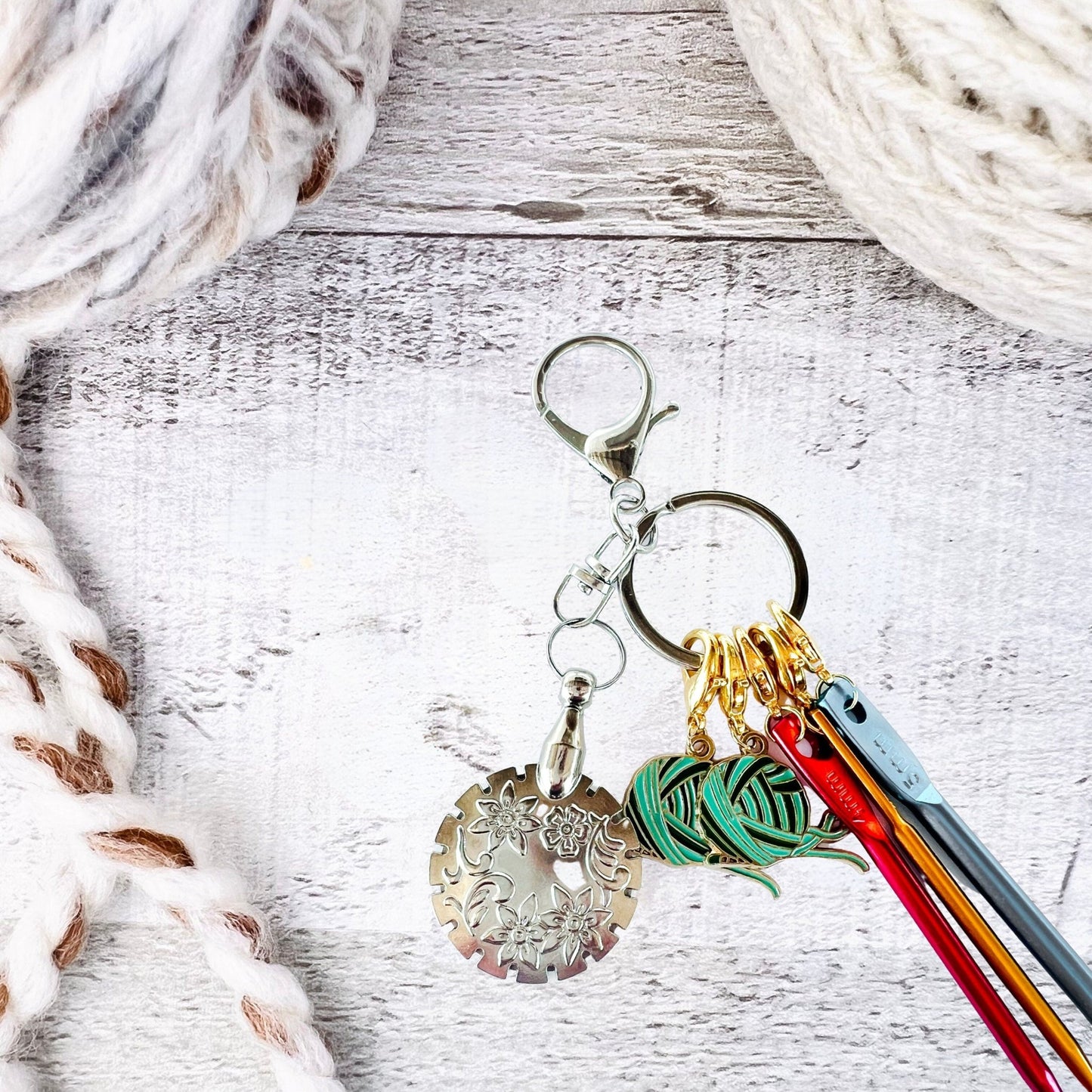 Travel Crochet Notions Keychain - The Desert Stream Stitch