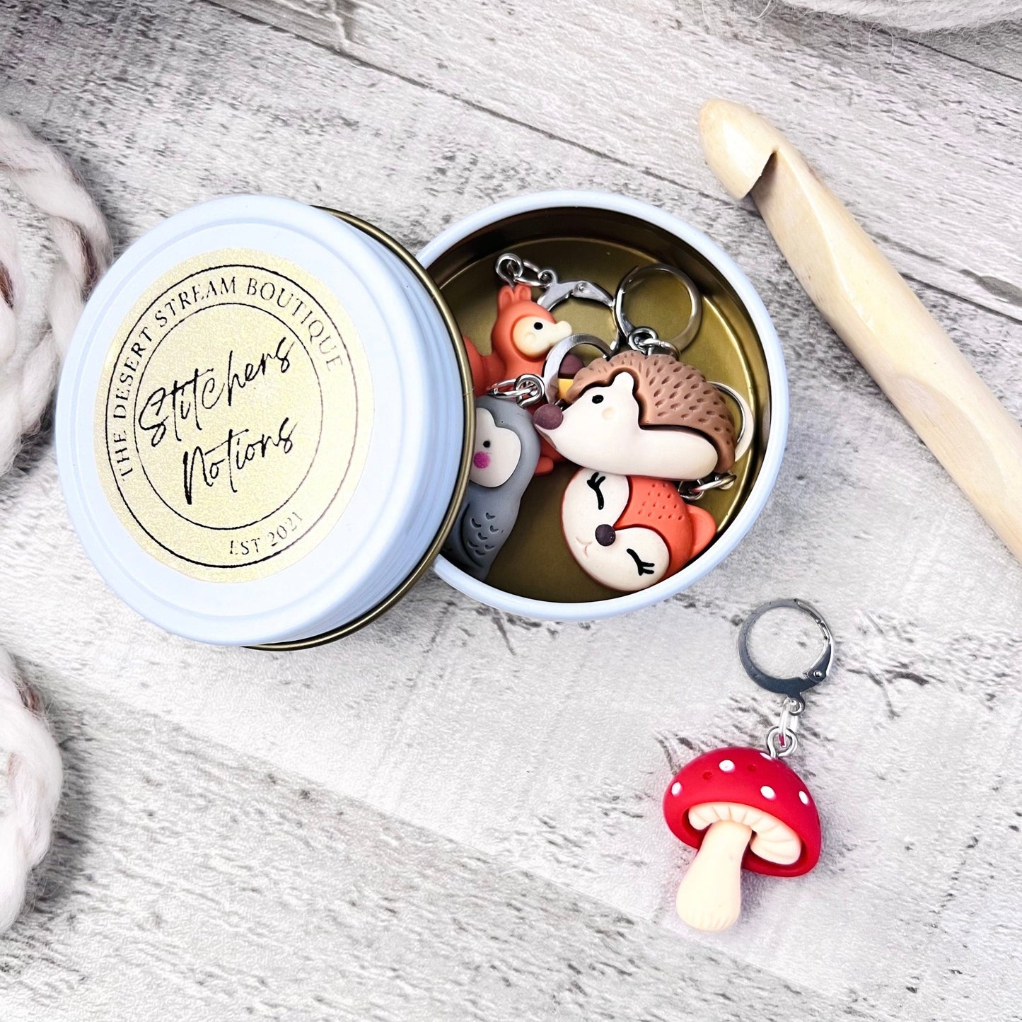 Woodland Friends Stitch Markers Set - Knitting and Crochet - The Desert Stream Stitch