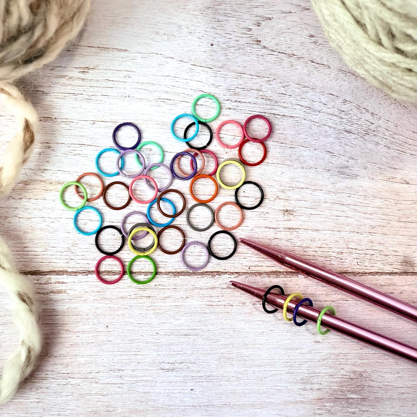 Knitting Stitch Markers - Snag Free Closed Ring Markers | Mixed Colors Set of 40